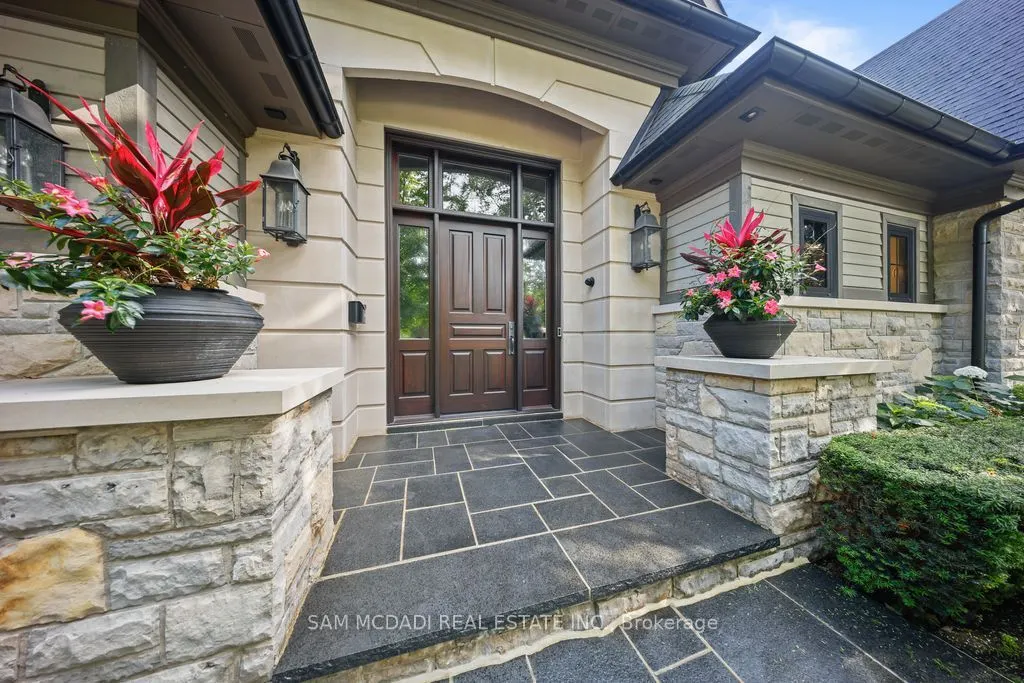 1206 Wildfield Crescent