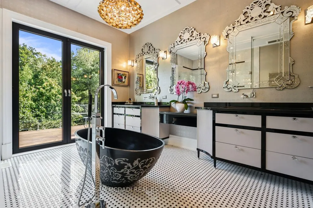 1206 Wildfield Crescent