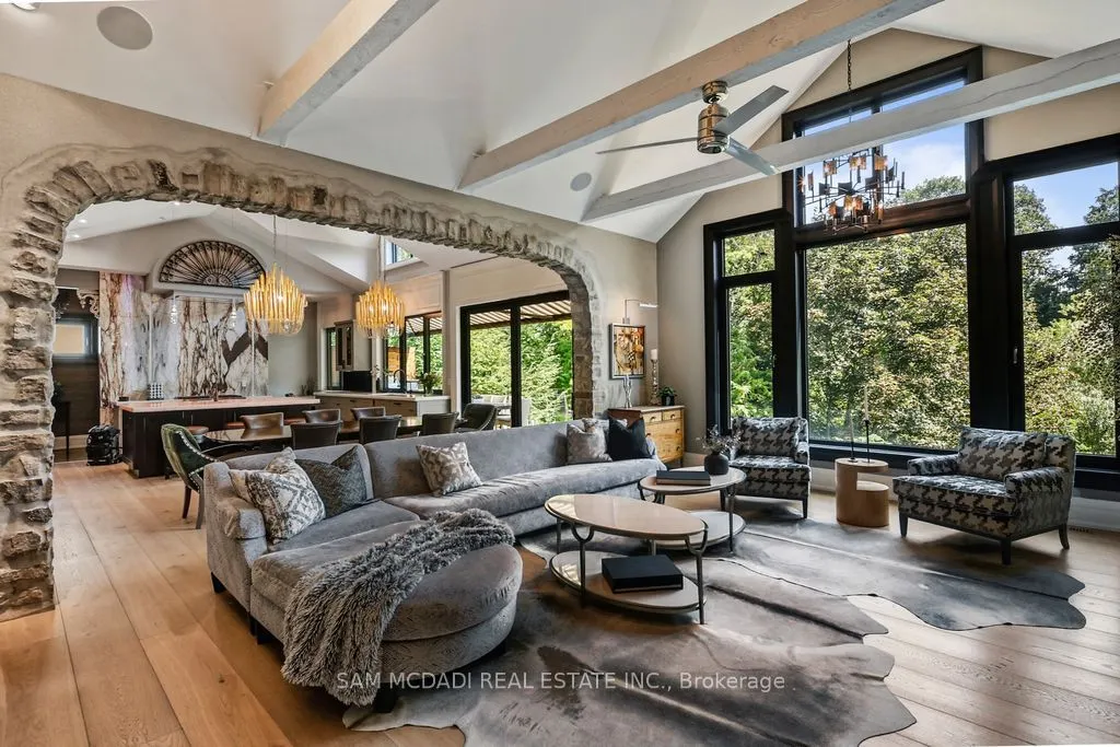 1206 Wildfield Crescent
