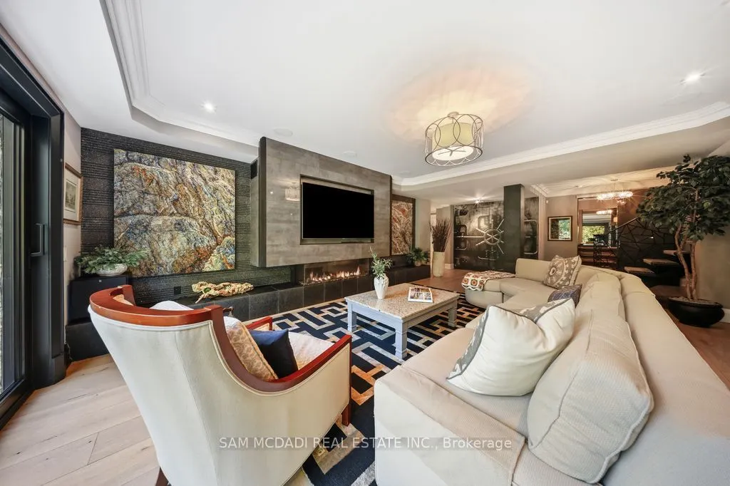 1206 Wildfield Crescent