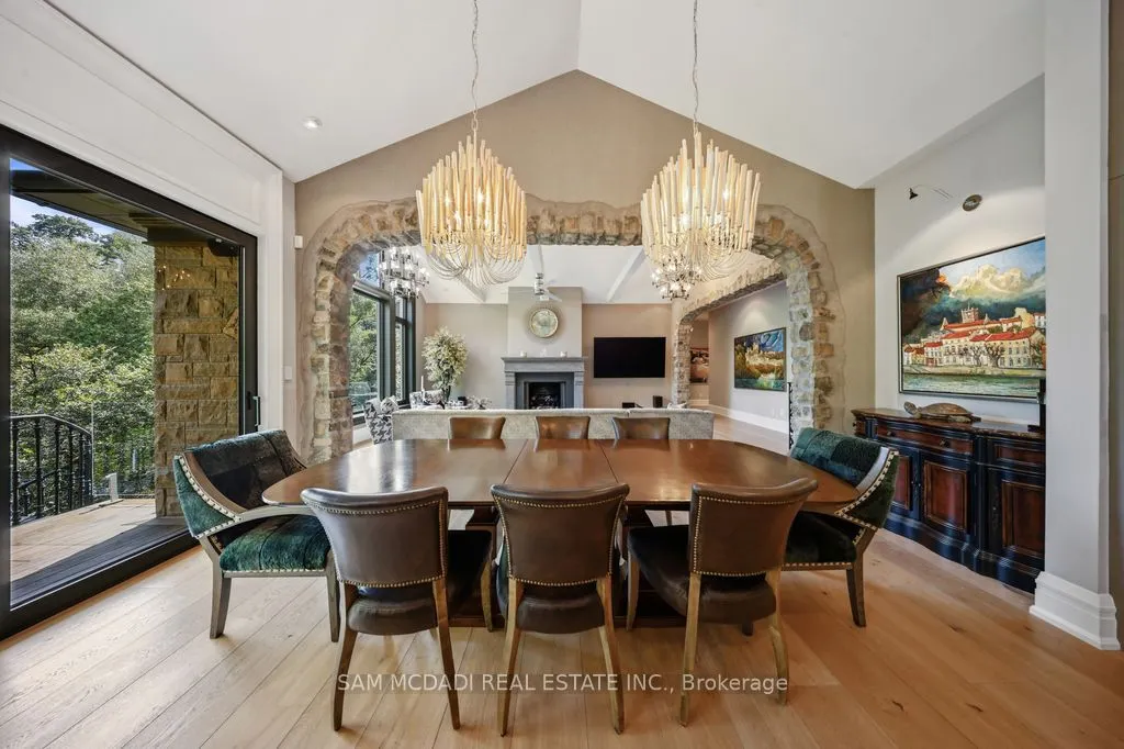 1206 Wildfield Crescent