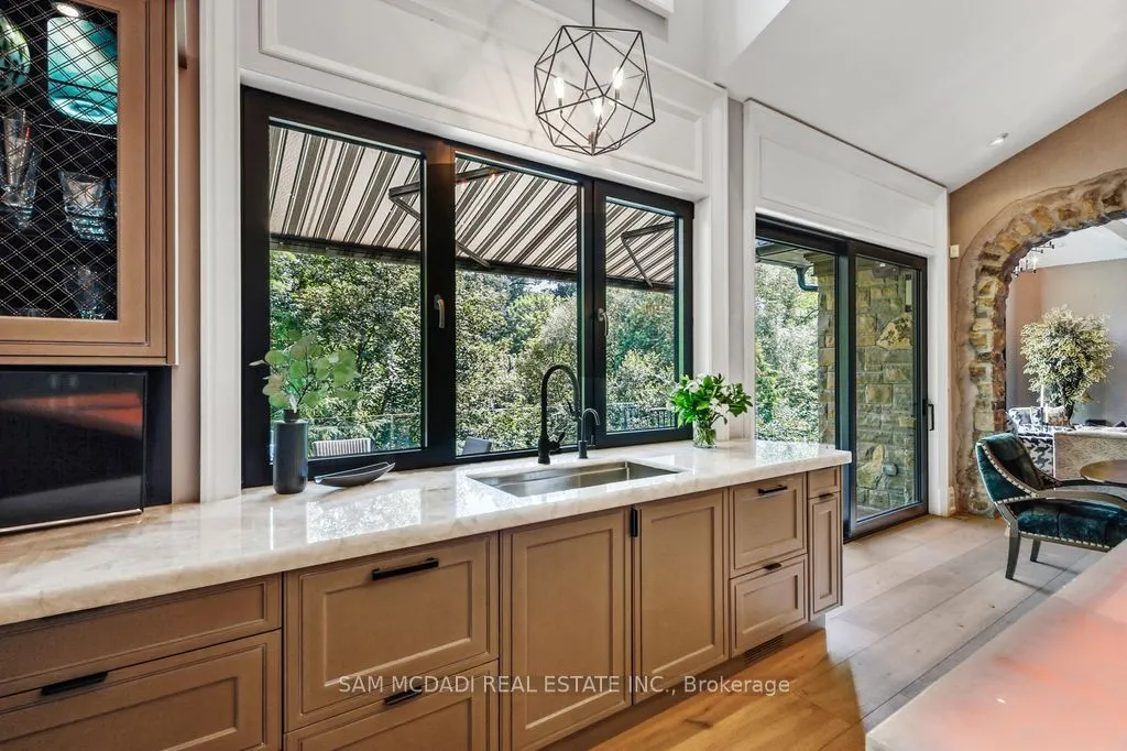 1206 Wildfield Crescent