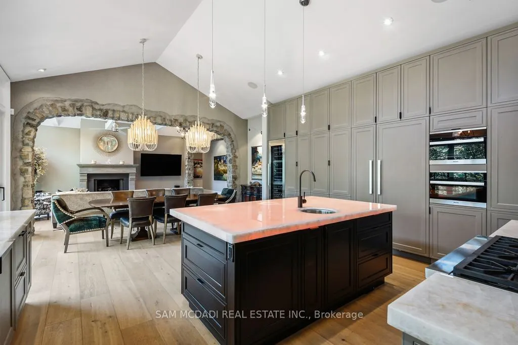 1206 Wildfield Crescent