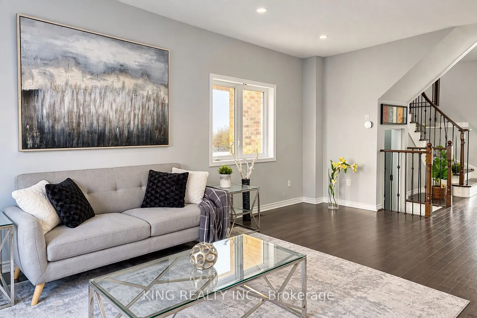 72 Baylawn Circle S