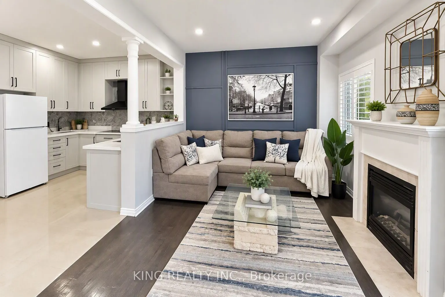 72 Baylawn Circle S