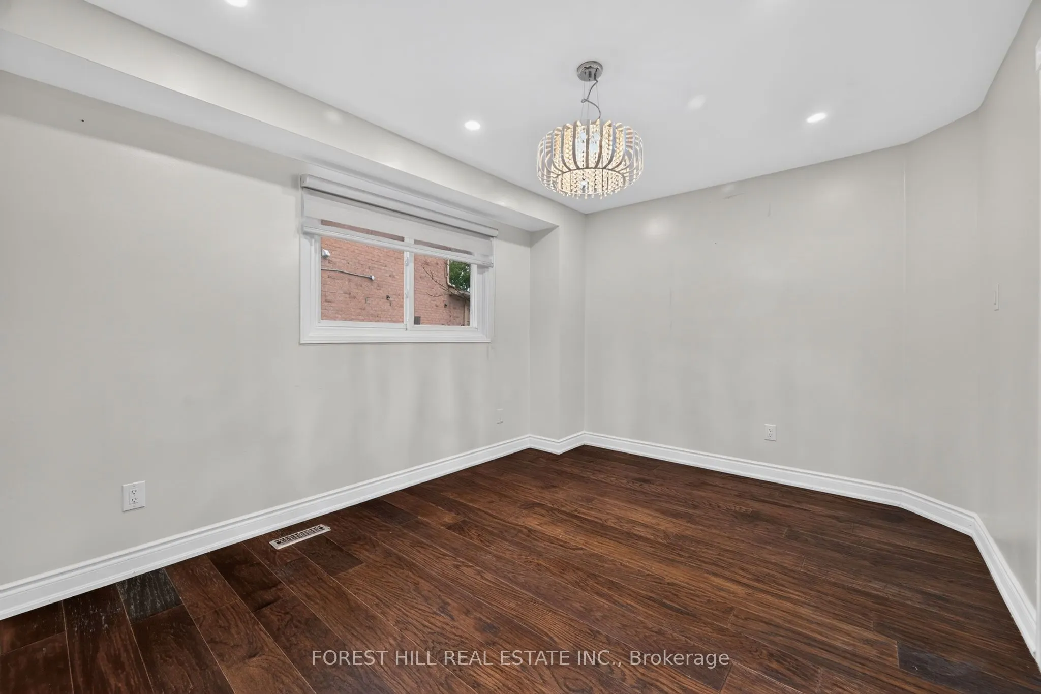 55 Castlehill Road