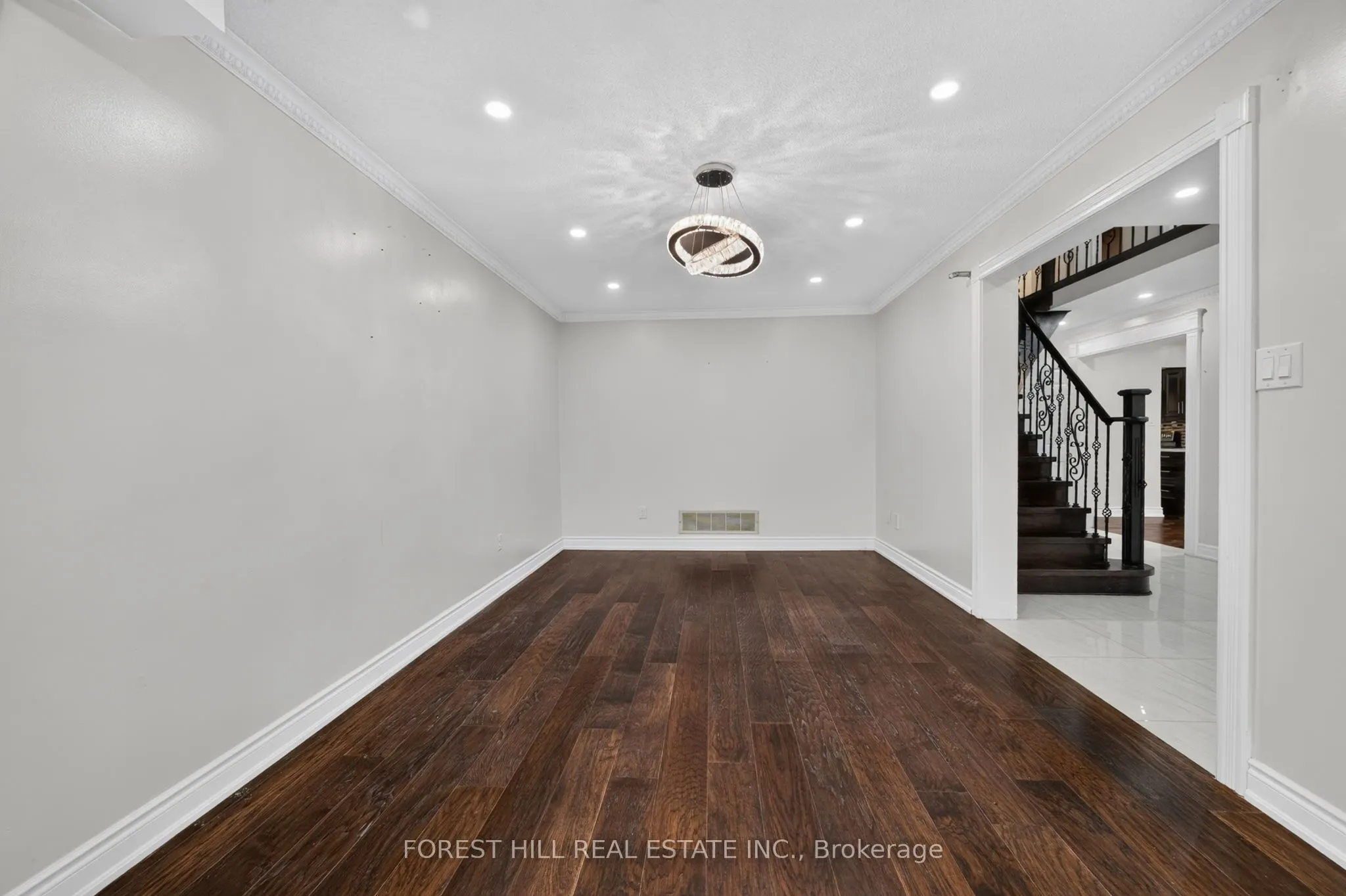 55 Castlehill Road