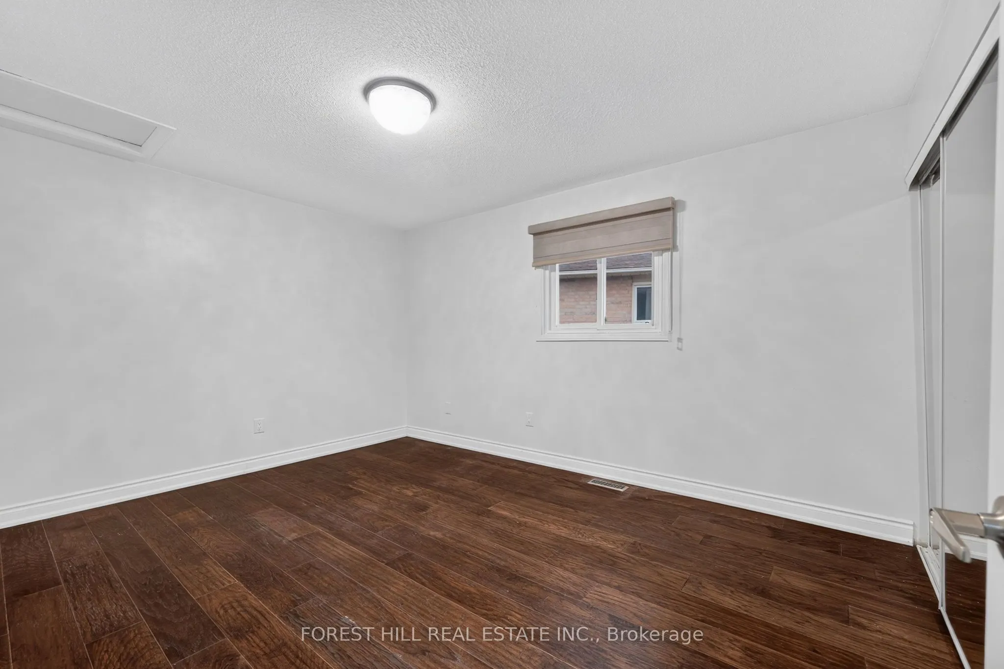55 Castlehill Road