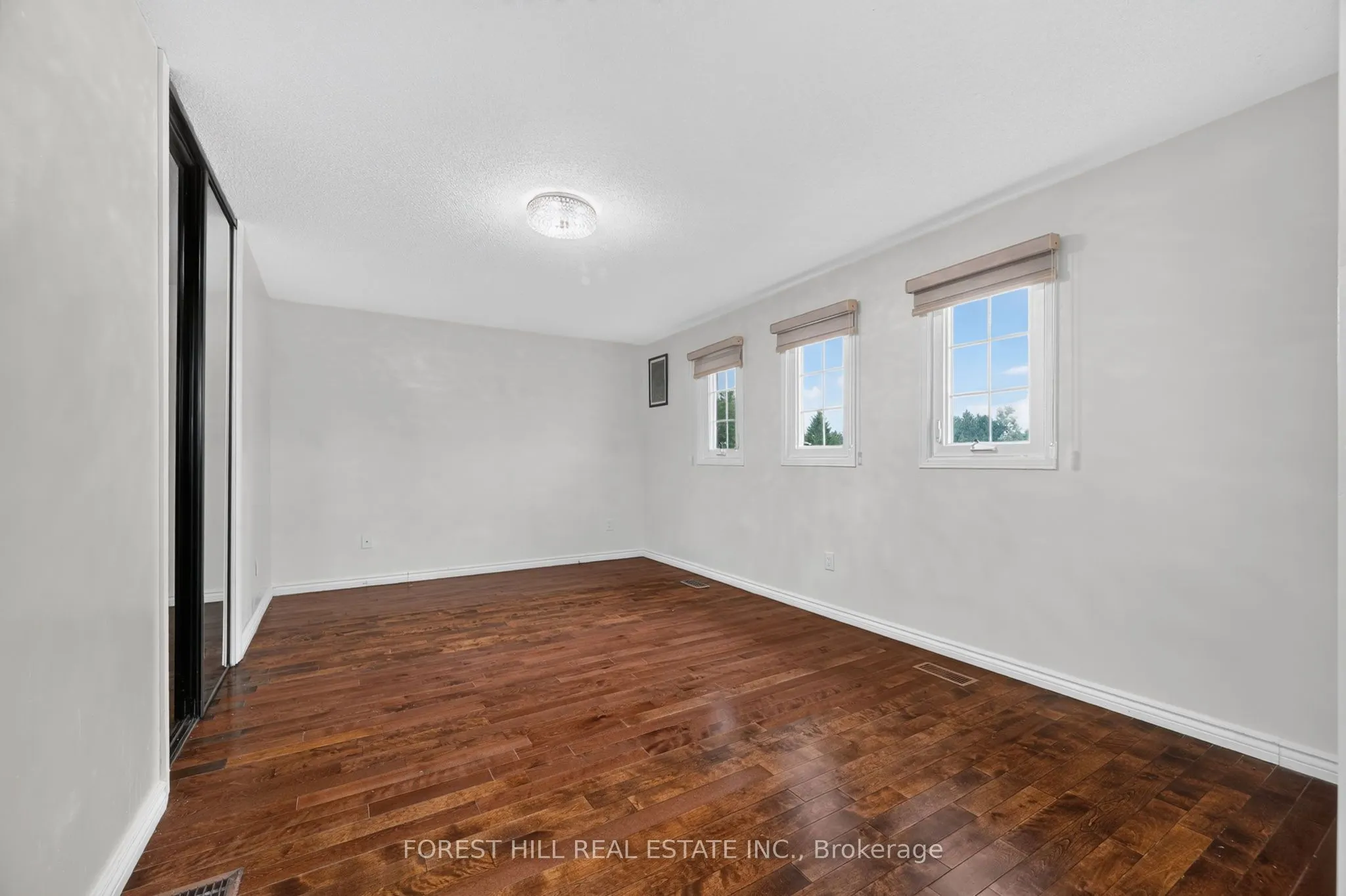 55 Castlehill Road