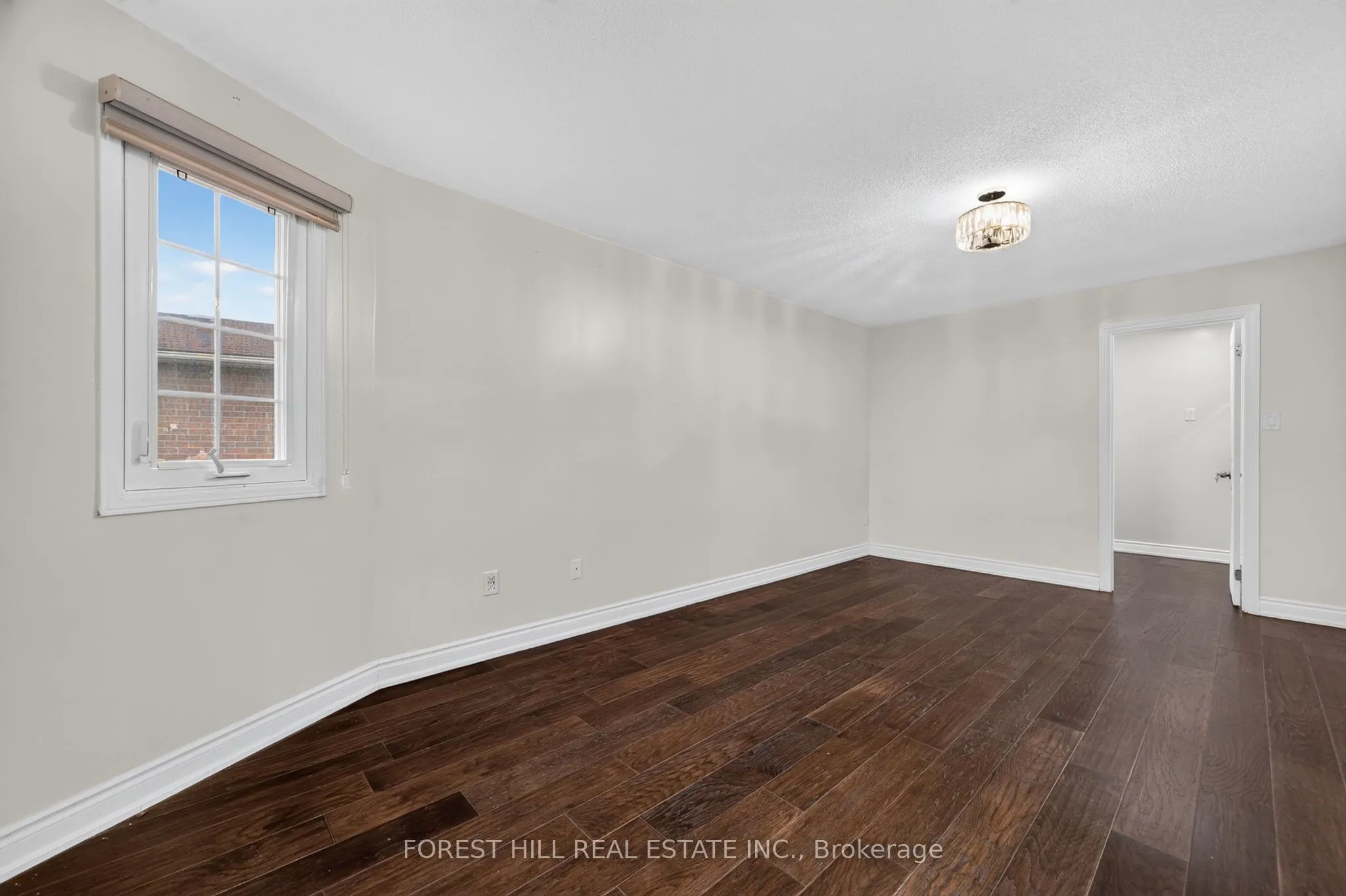 55 Castlehill Road
