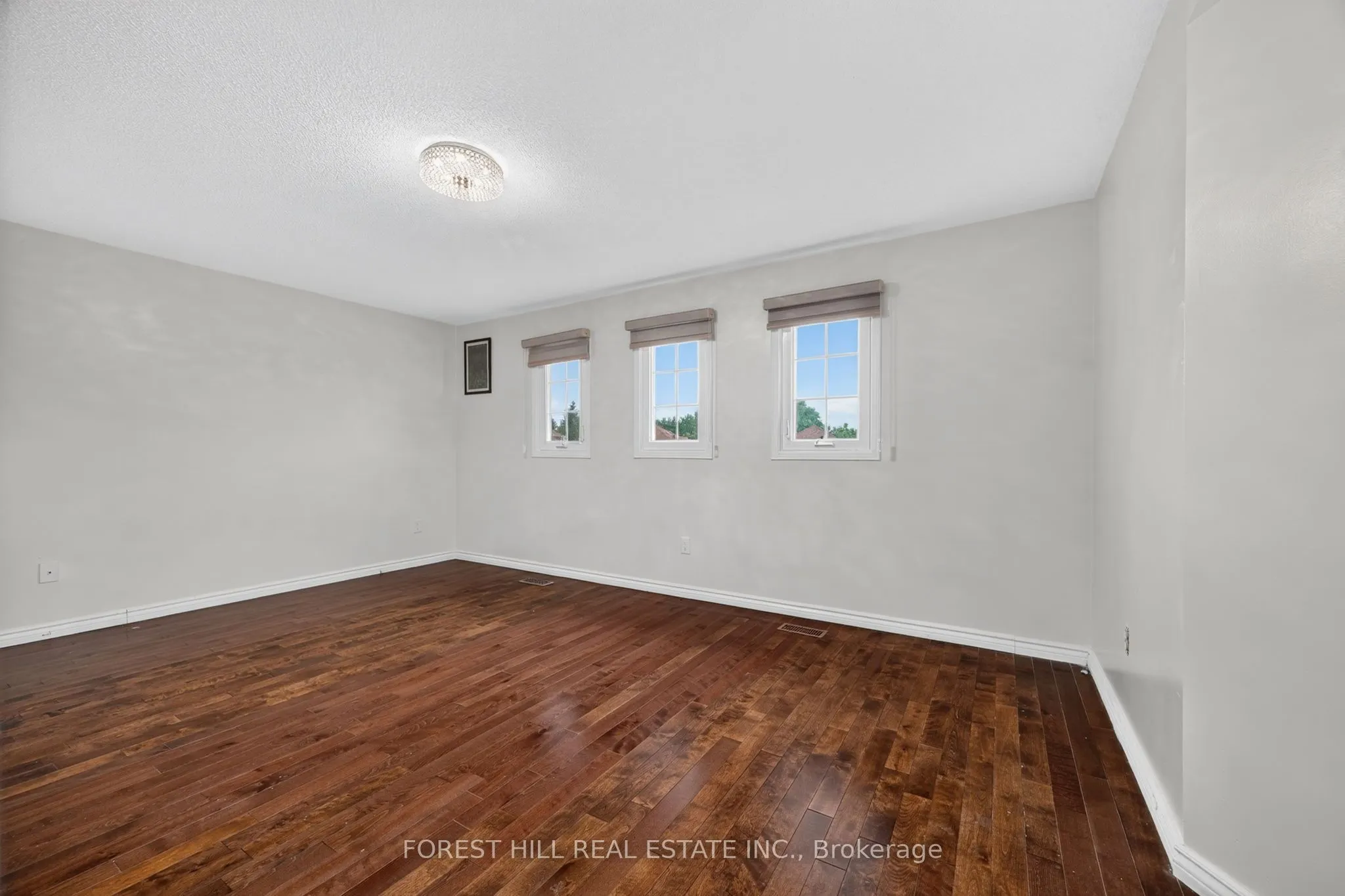 55 Castlehill Road