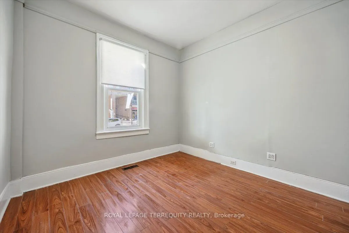 164 Main Street N #Flat #1