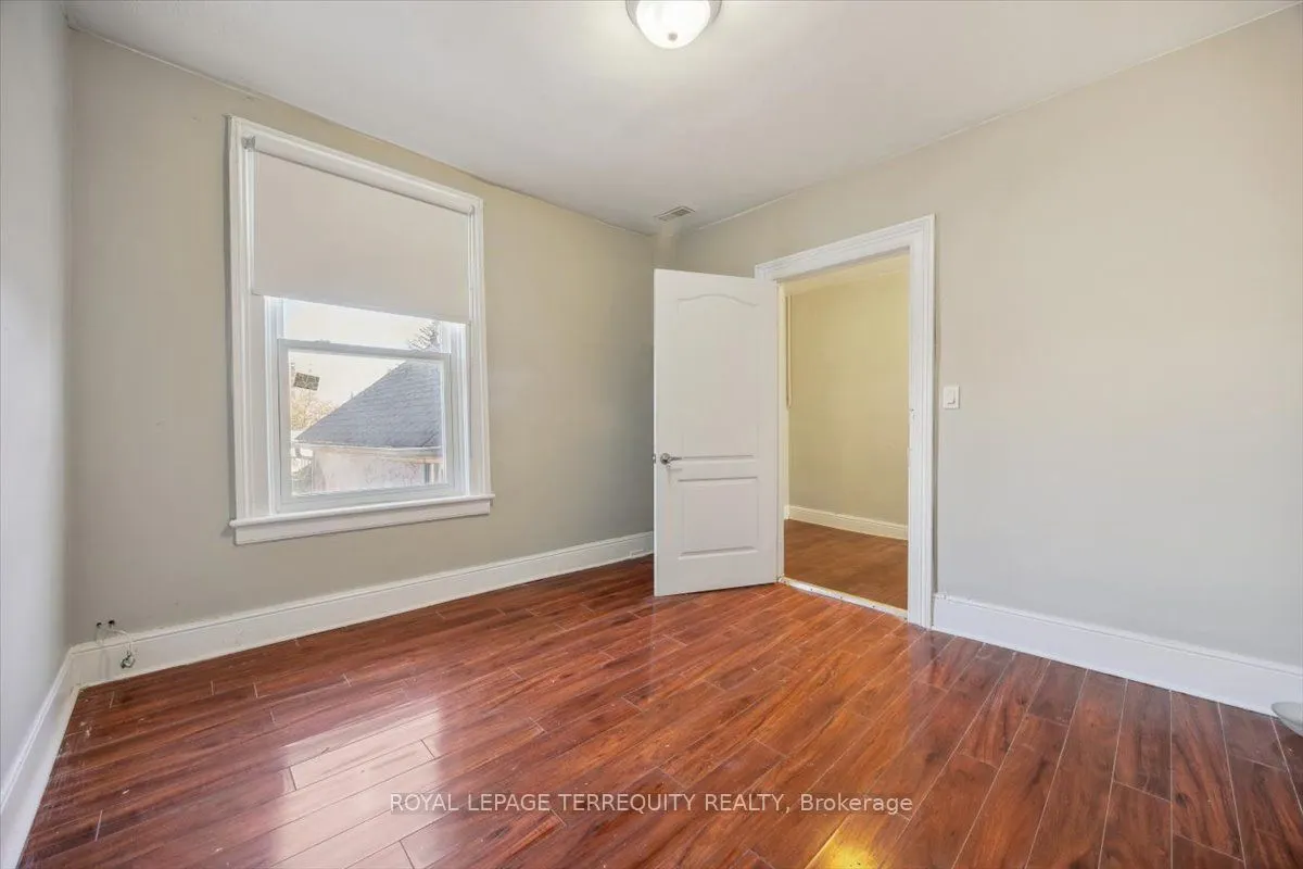 164 Main Street N #Flat #1