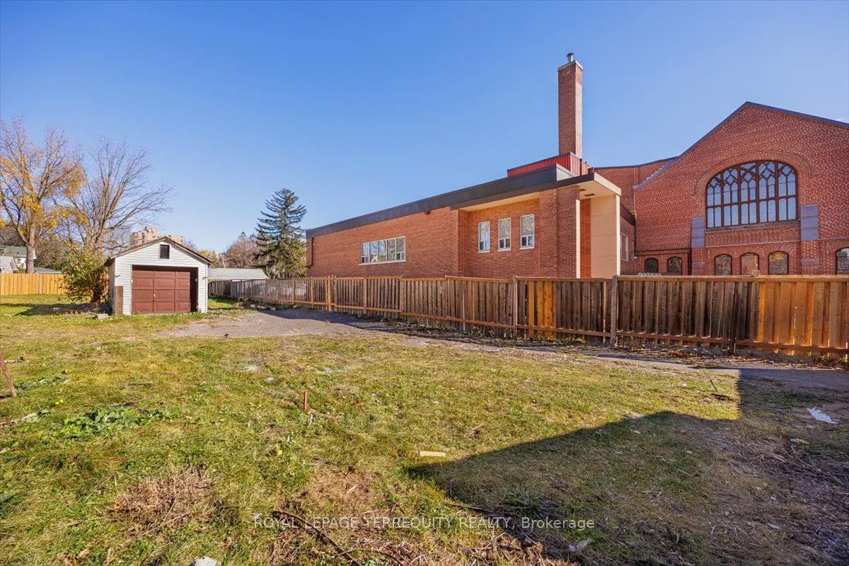 164 Main Street N #Flat #1