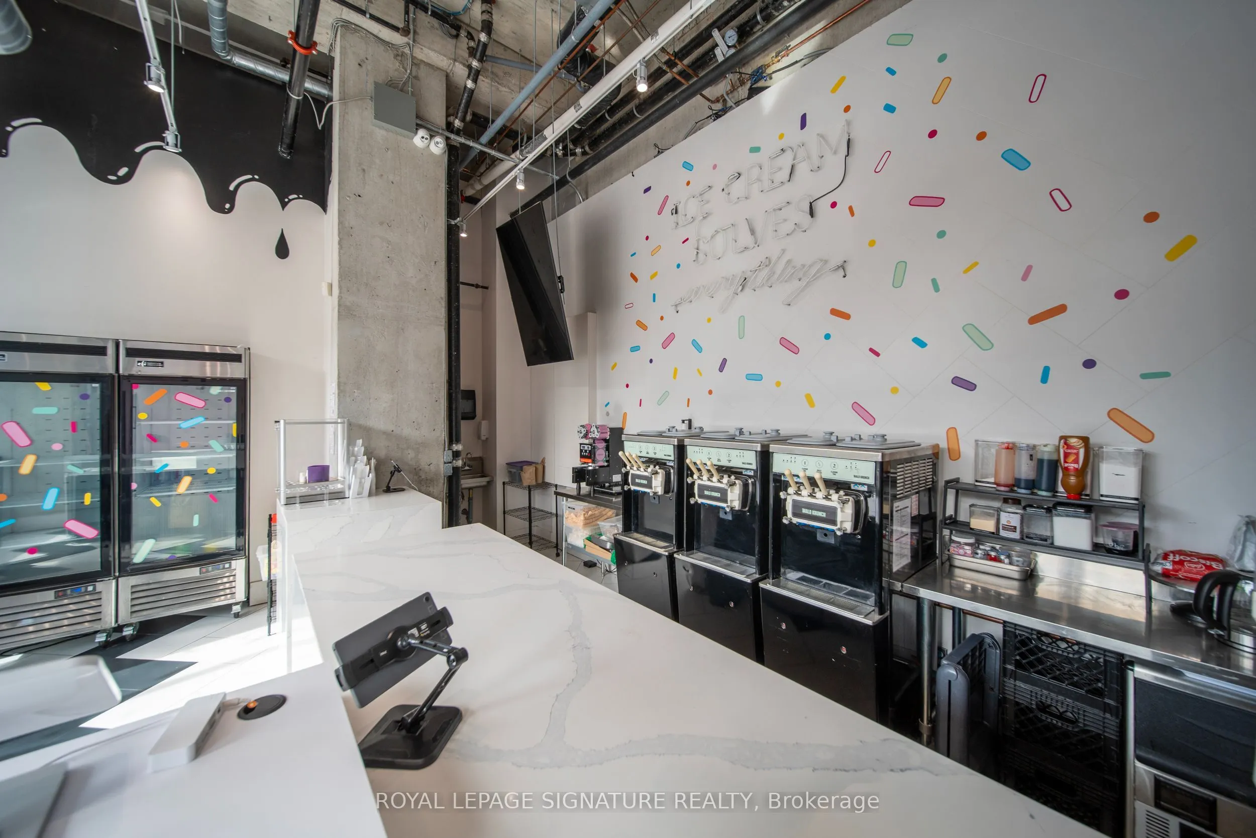 2114 Bloor Street W #Unit A