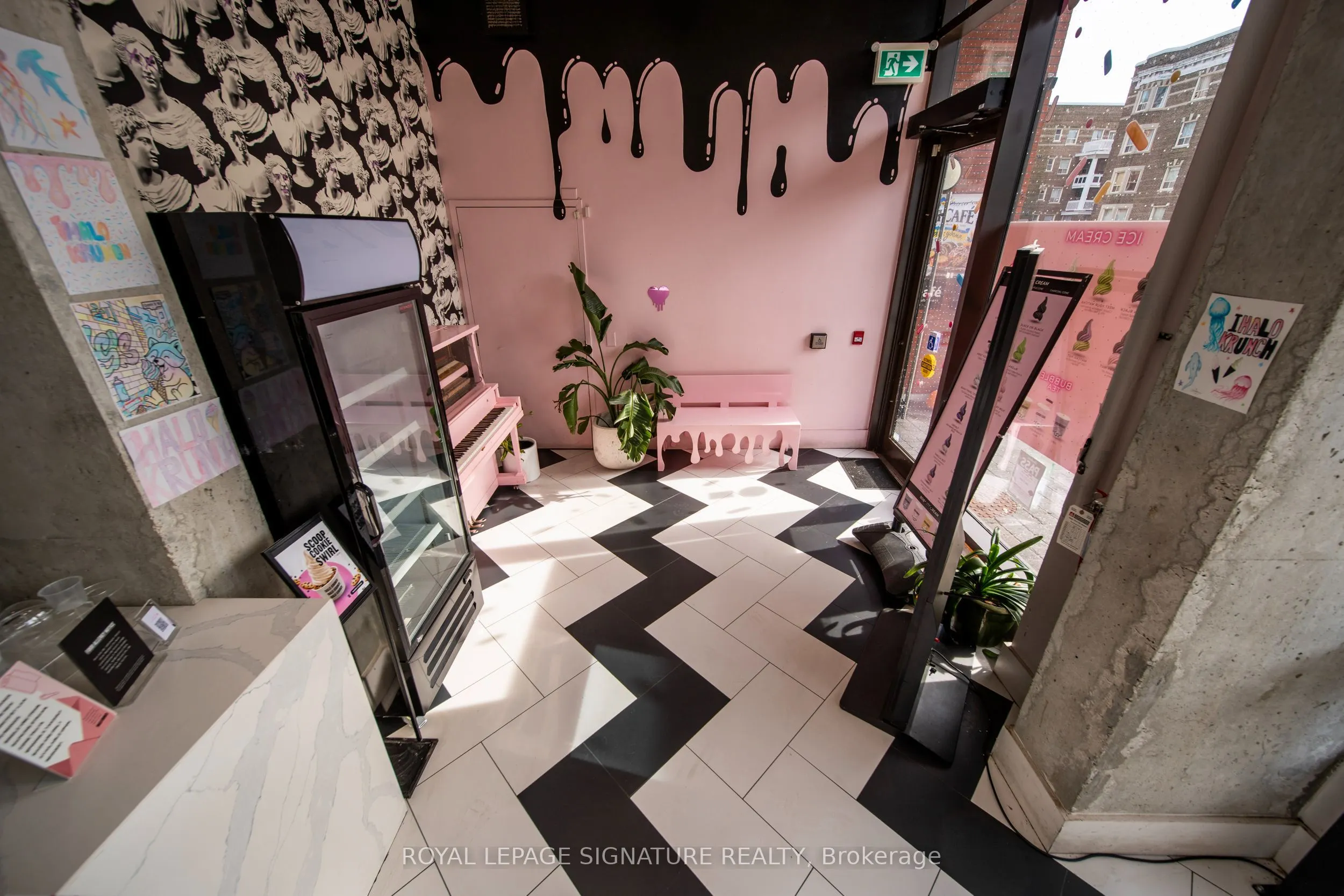2114 Bloor Street W #Unit A