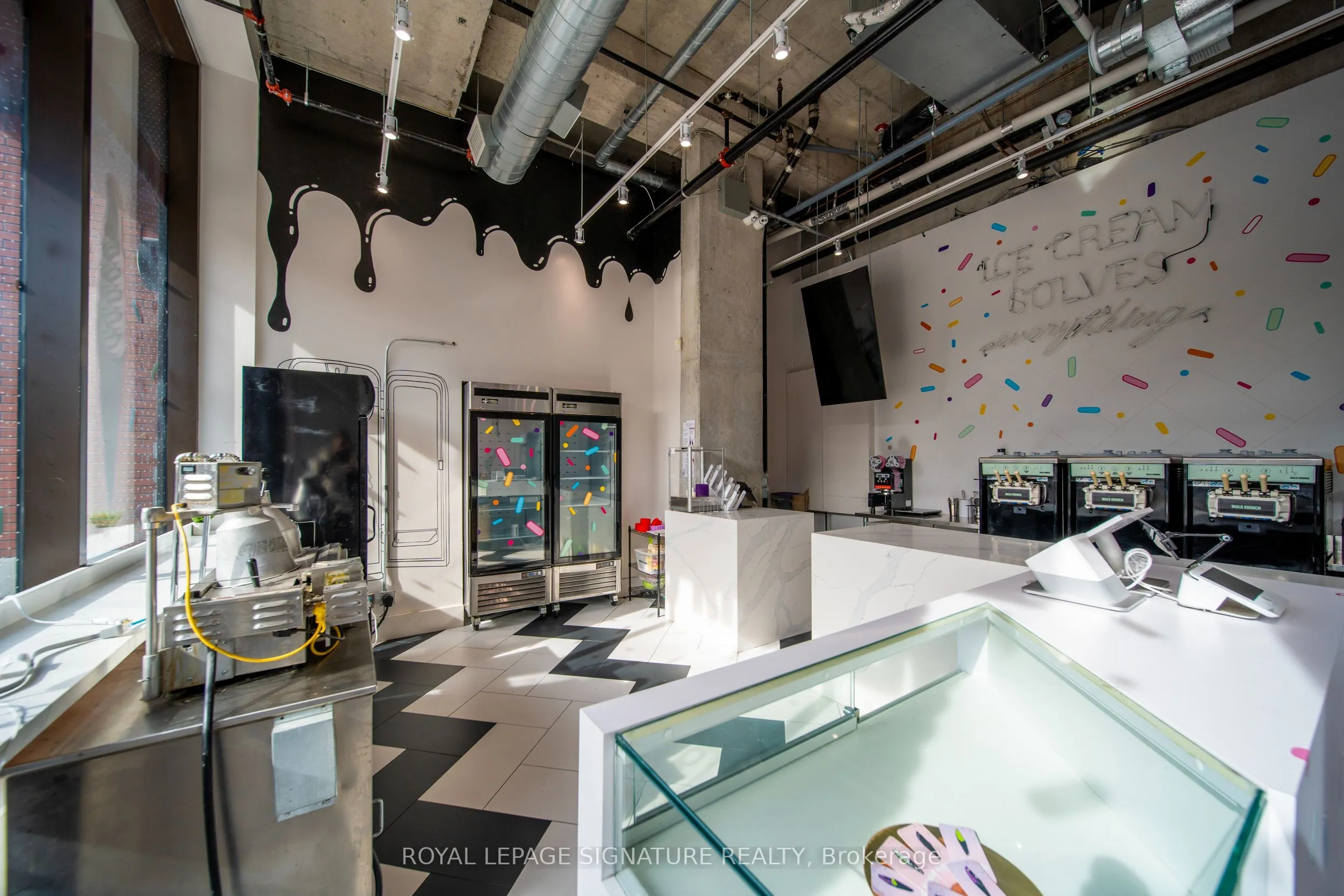 2114 Bloor Street W #Unit A