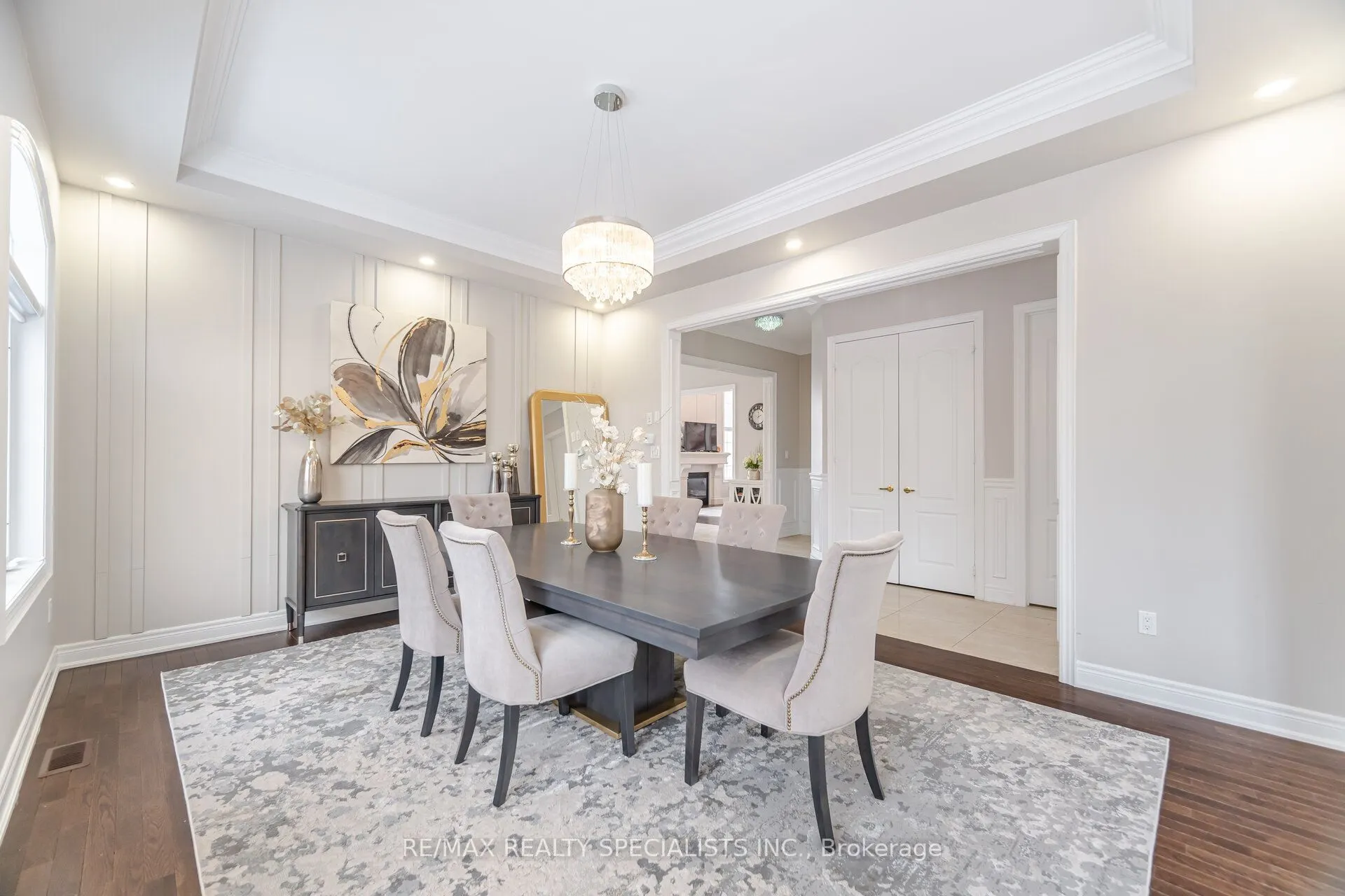 54 Berkwood Hollow Court