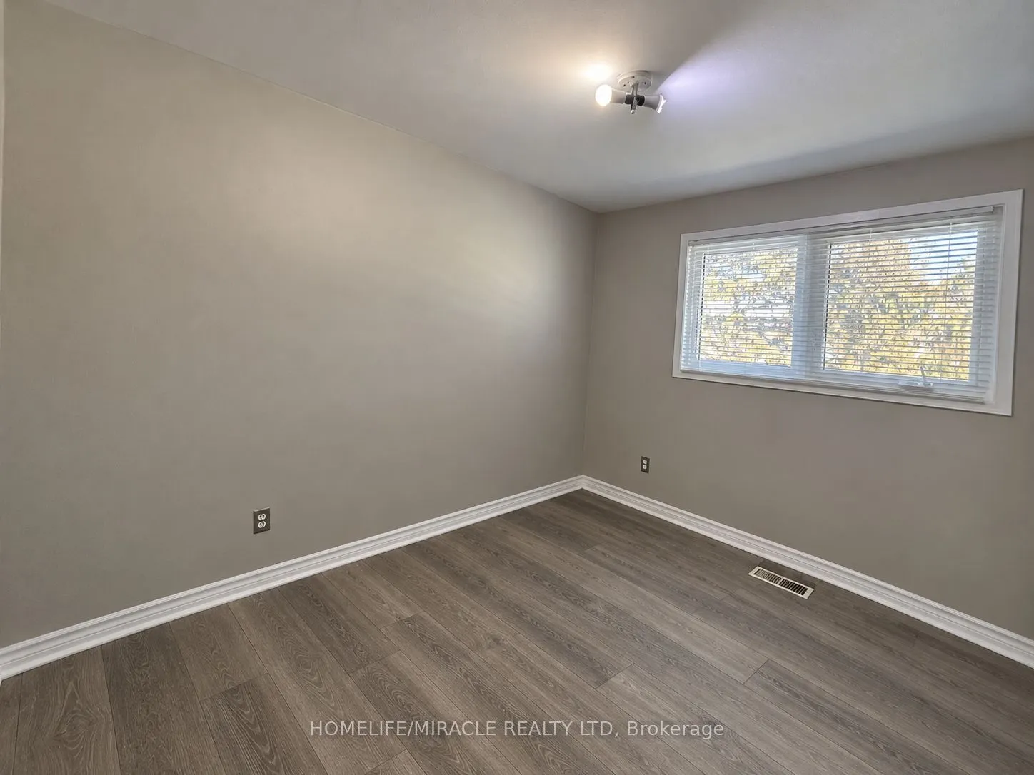 219 Mcmurchy Avenue #Main