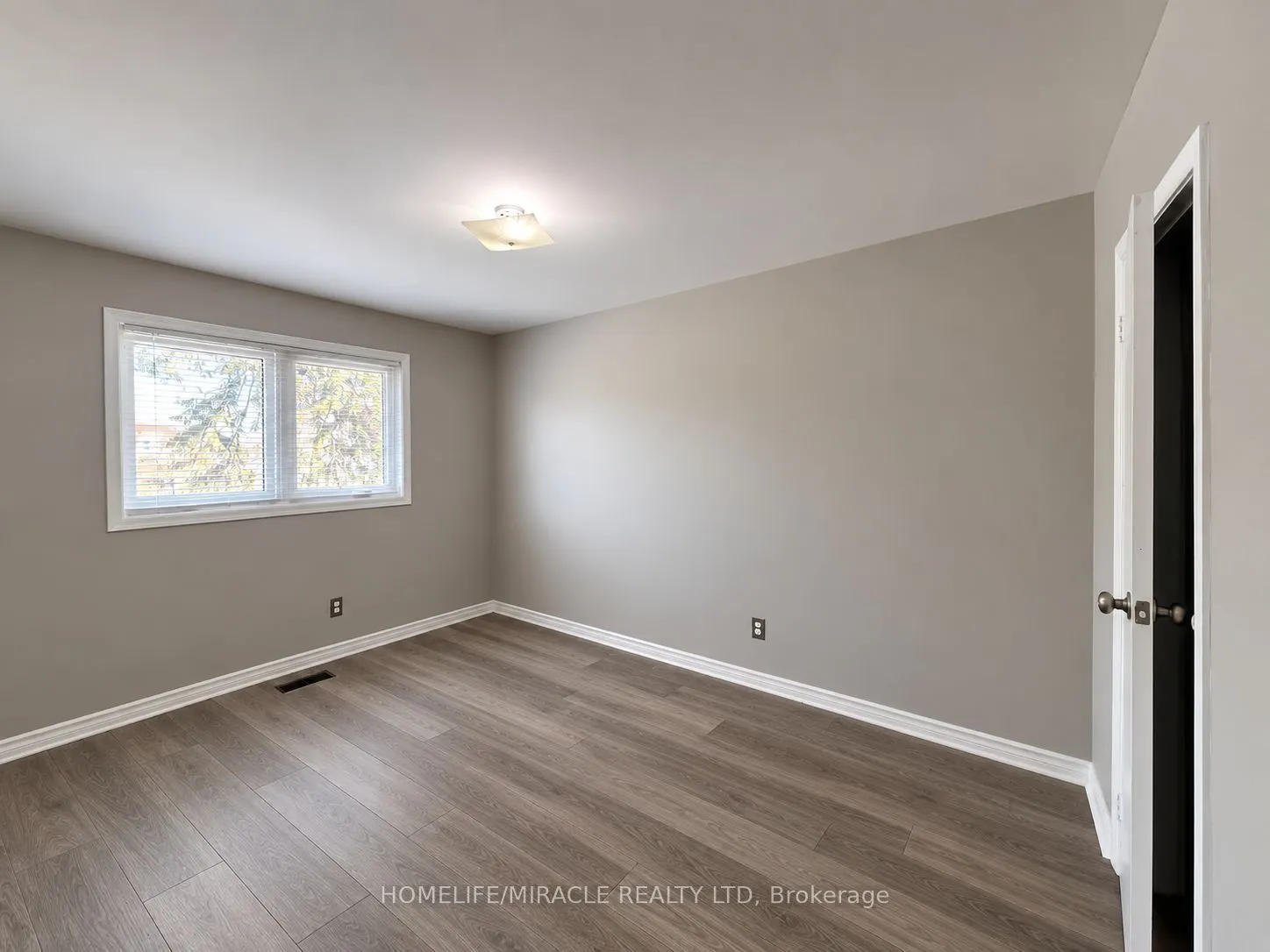 219 Mcmurchy Avenue #Main