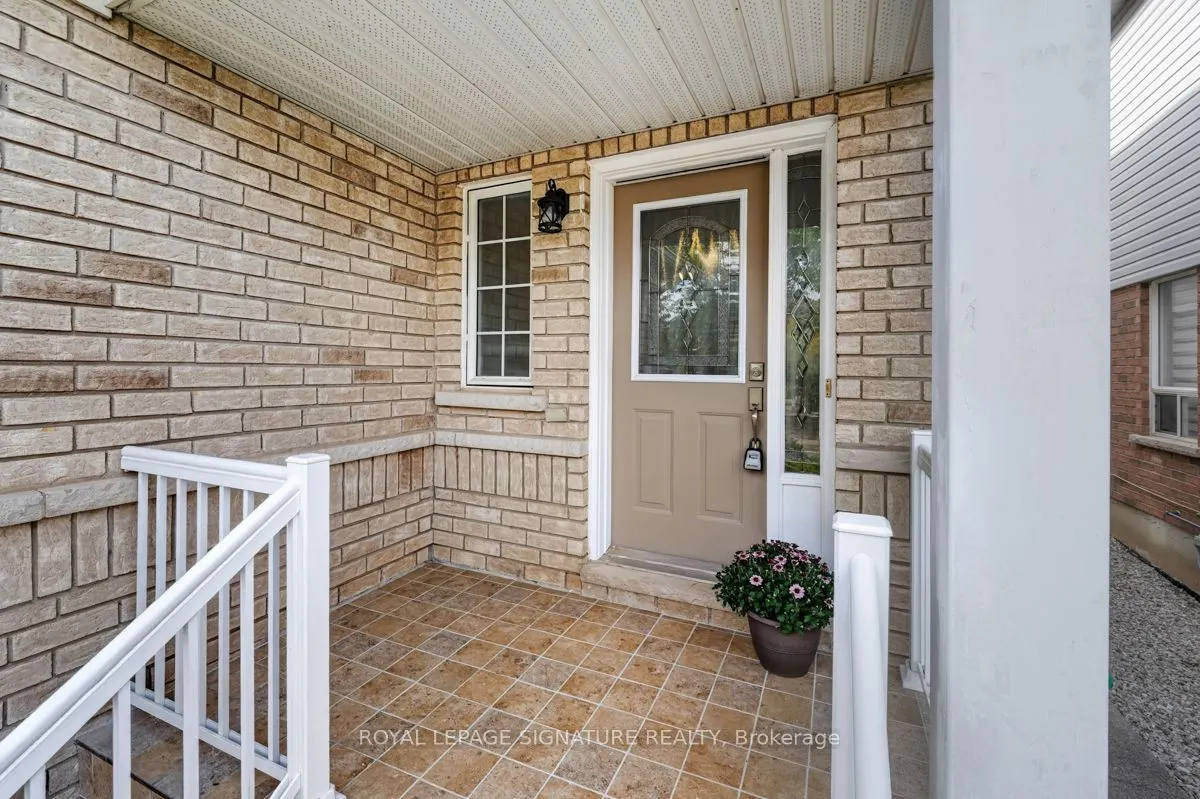 19 Mossgrove Crescent