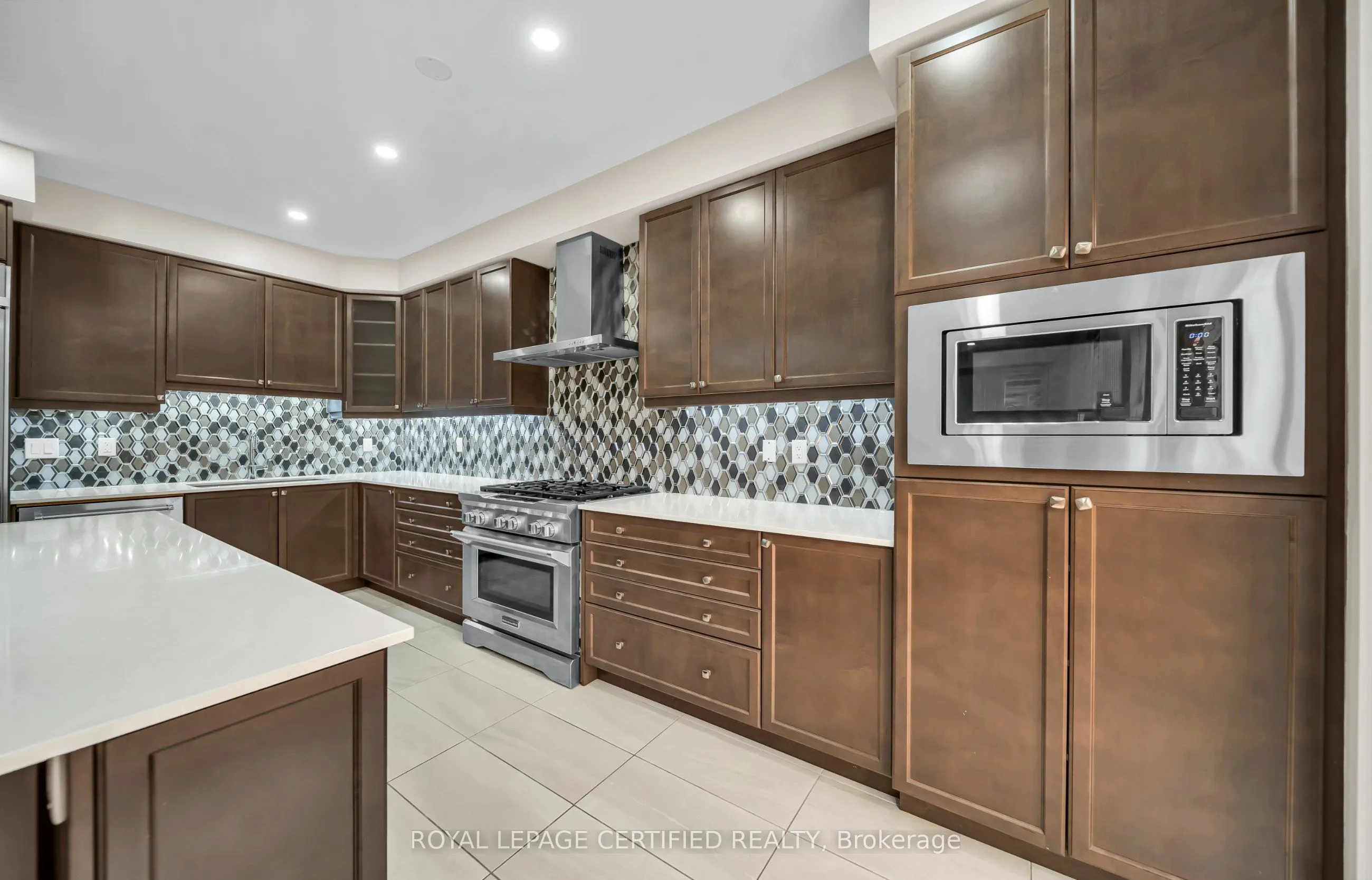 18 Vineyard Drive