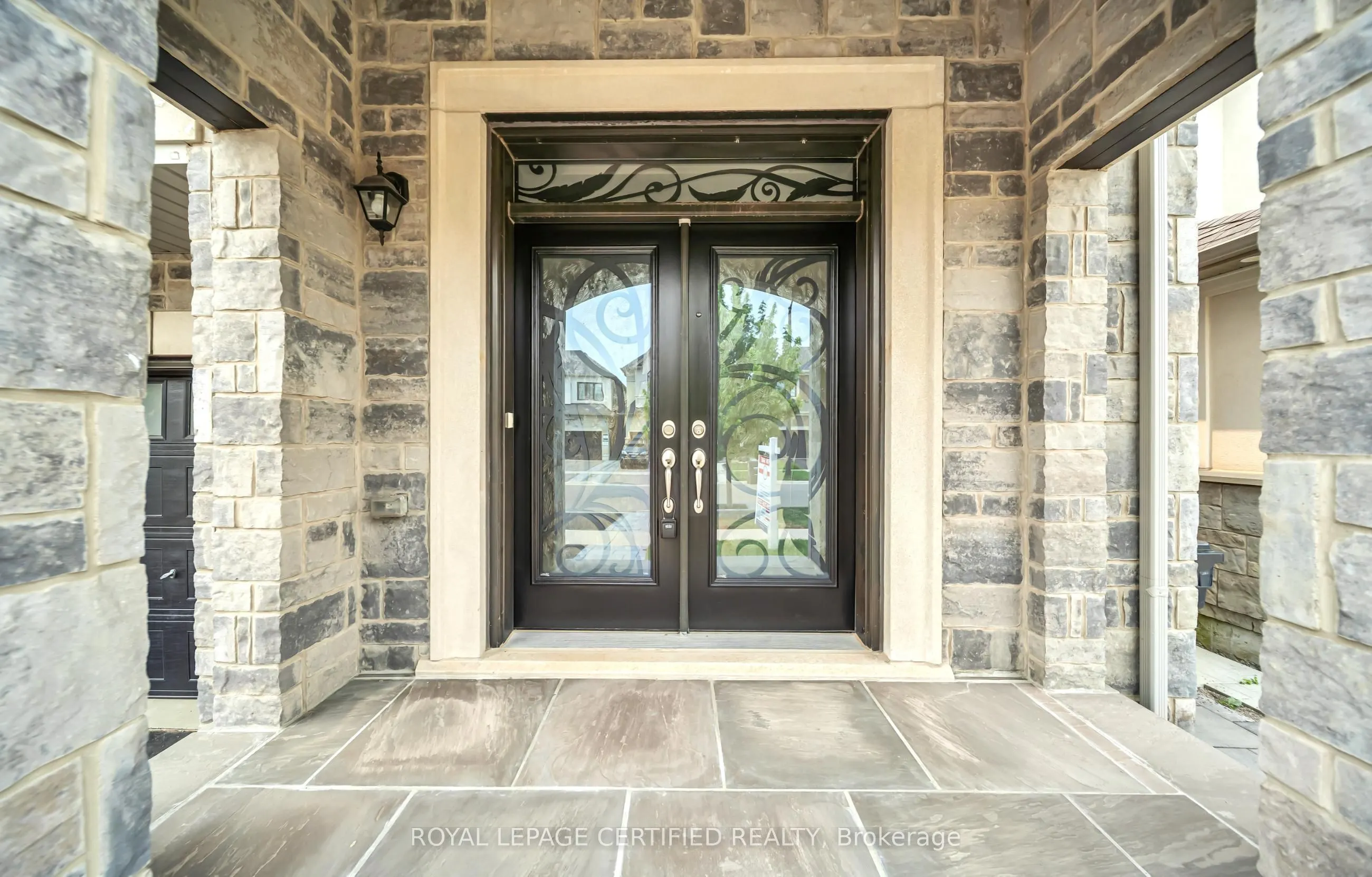 18 Vineyard Drive
