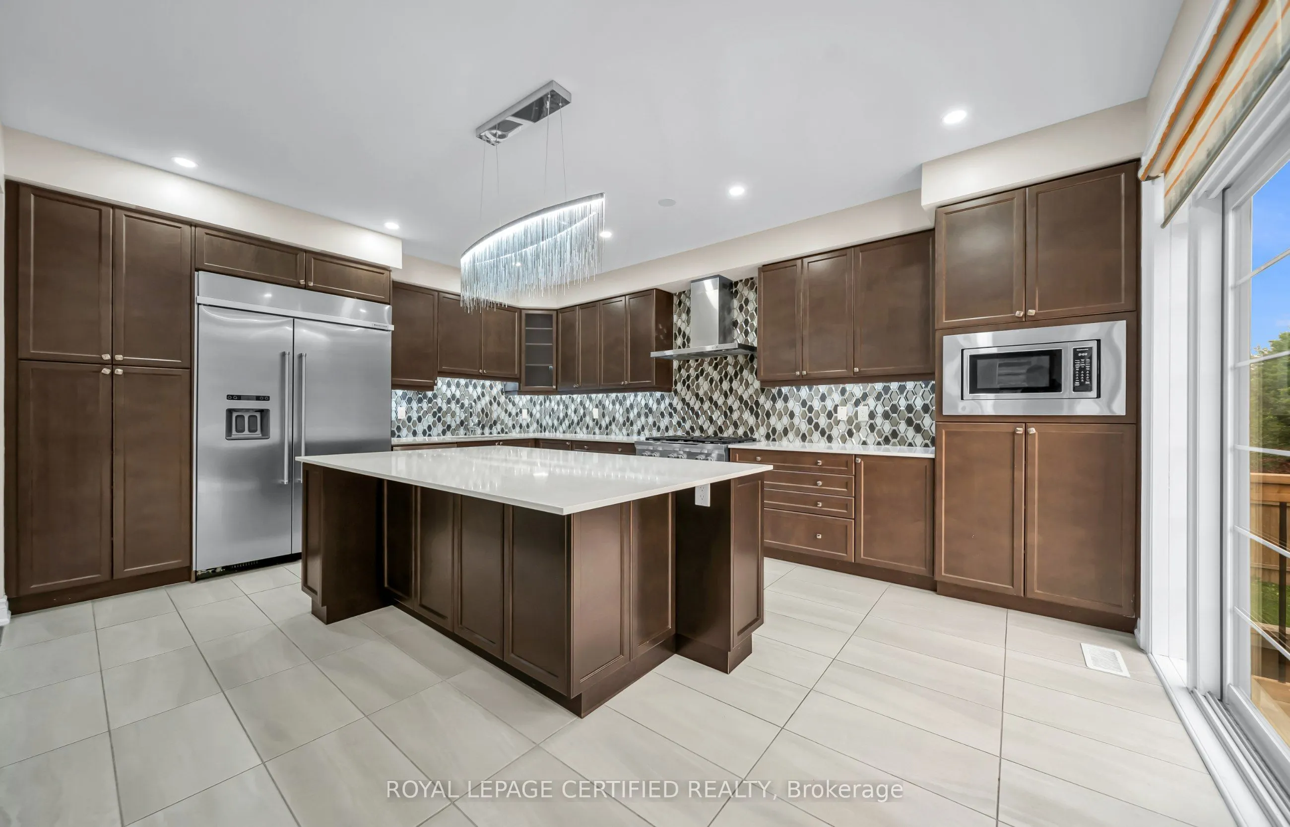 18 Vineyard Drive