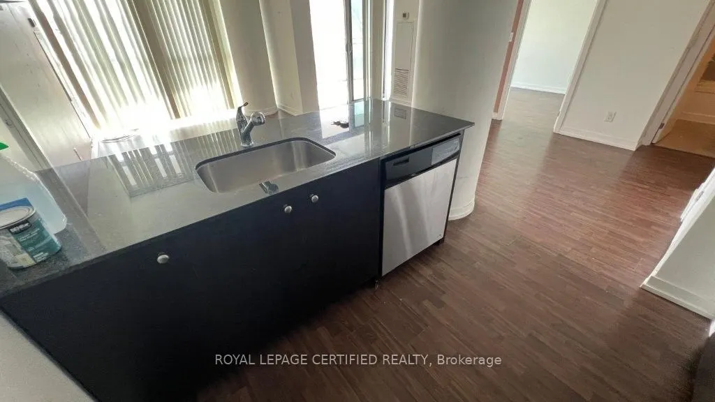5101 Dundas Street W #308