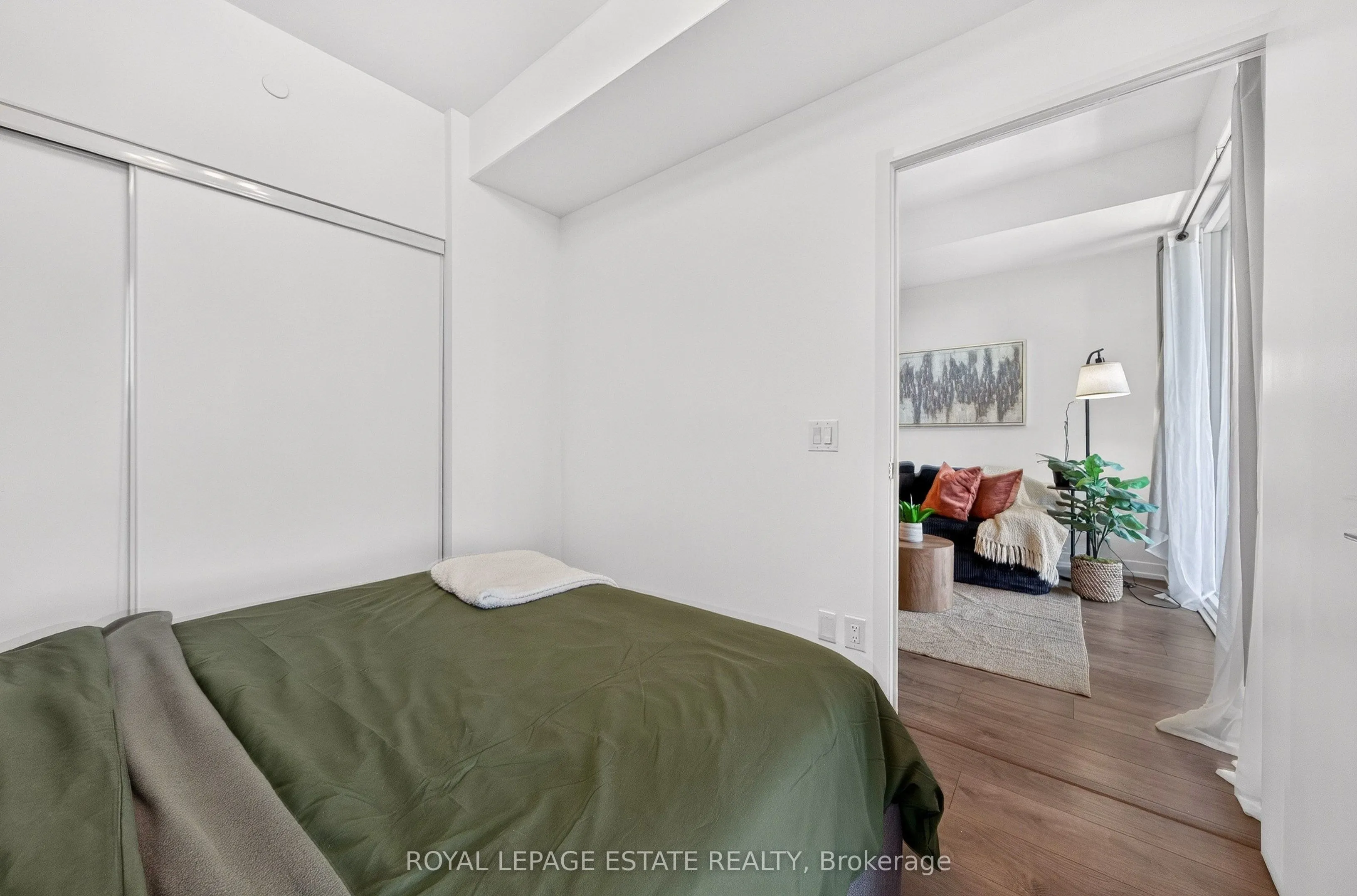 270 Dufferin Street #626