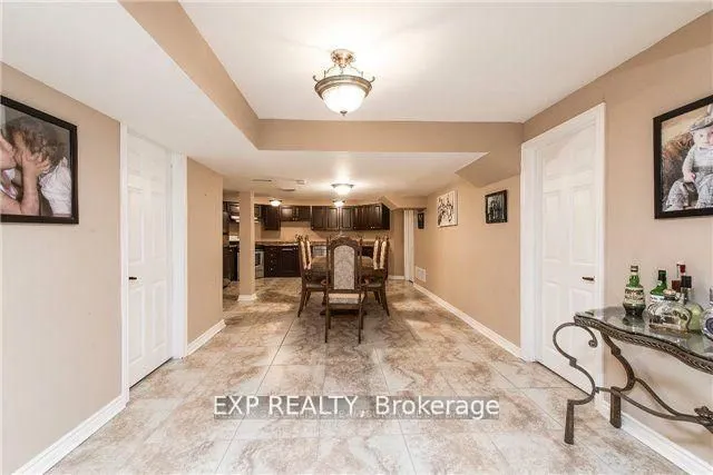 4 Trailview Lane #LOWER