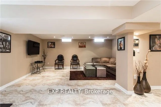 4 Trailview Lane #LOWER