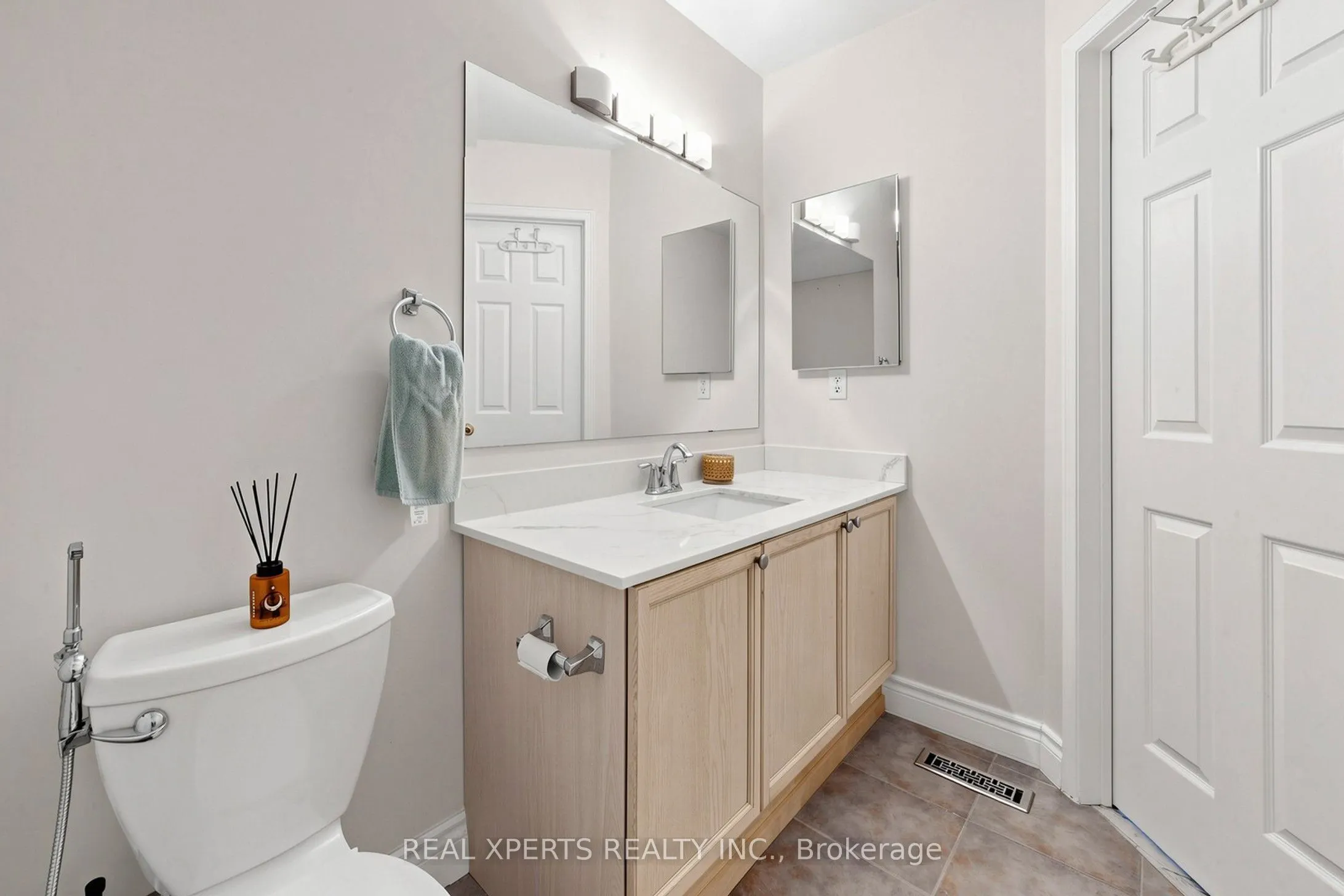 5862 YACHTSMAN Crossing