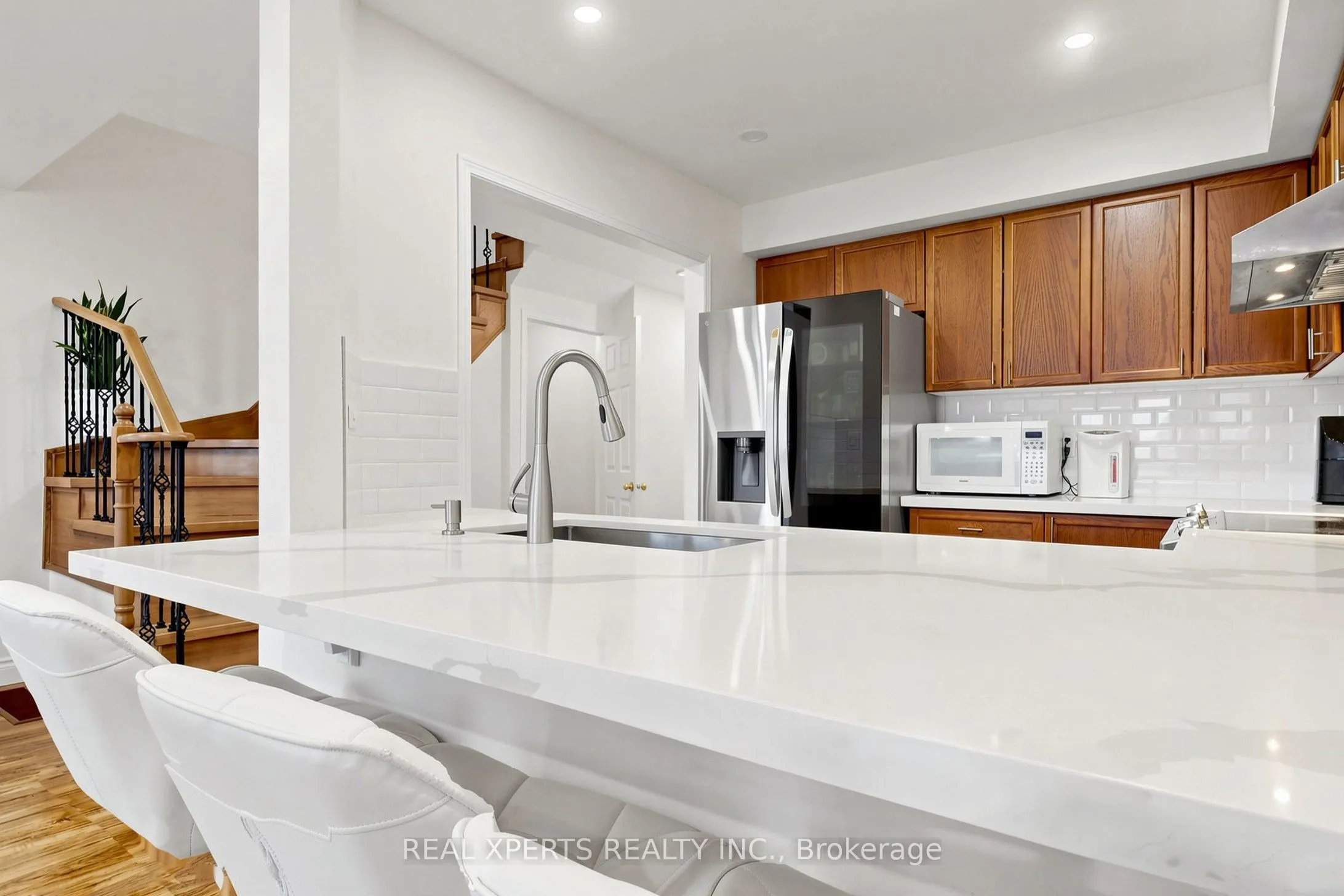 5862 YACHTSMAN Crossing