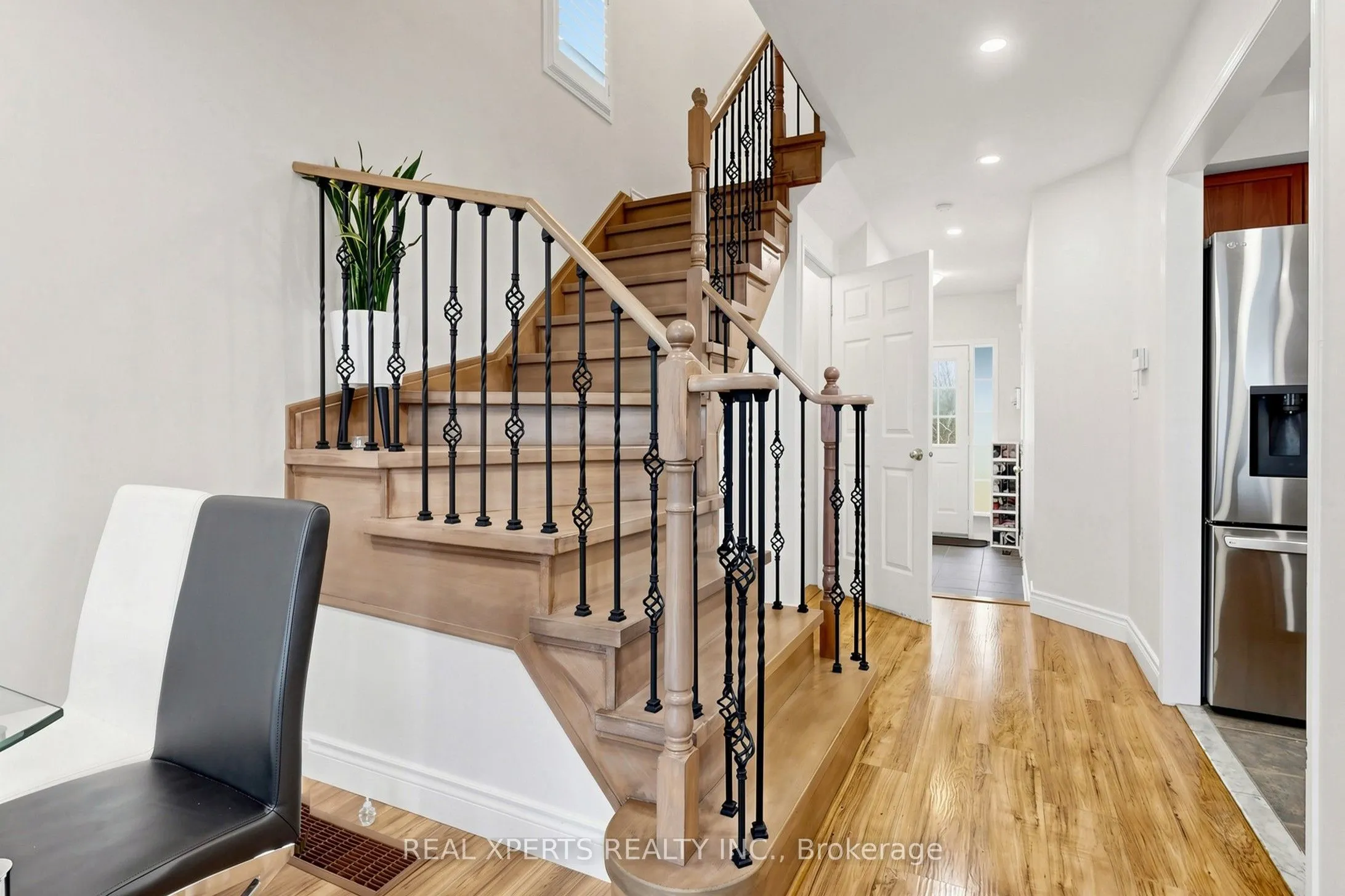 5862 YACHTSMAN Crossing