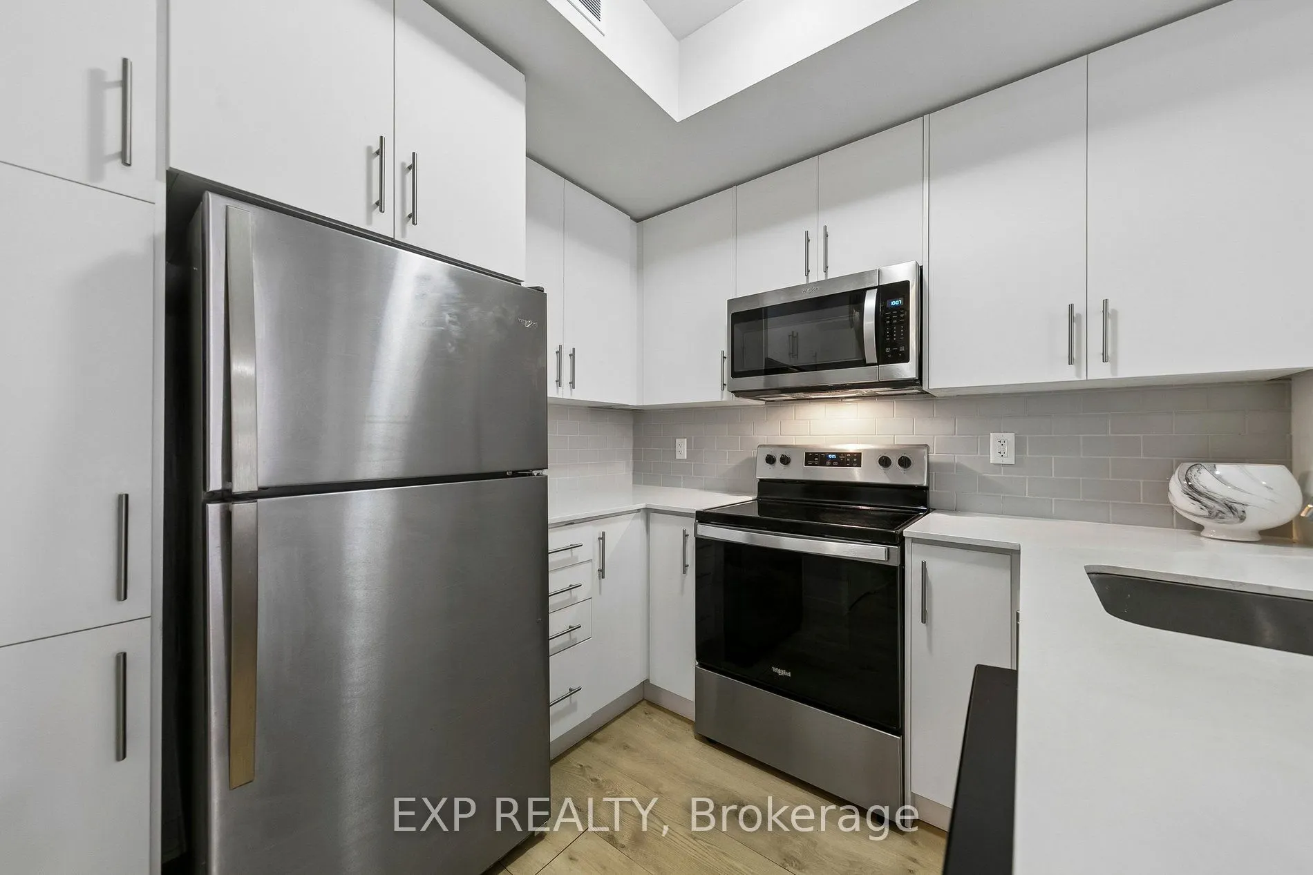 3409 Ridgeway Drive #23