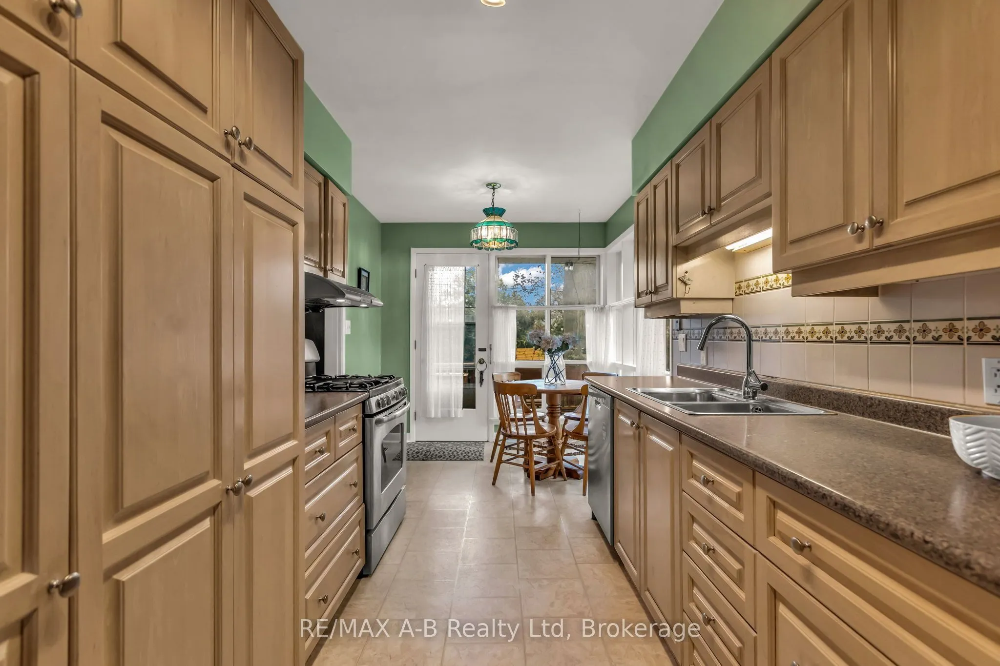 1554 Sunnycove Drive