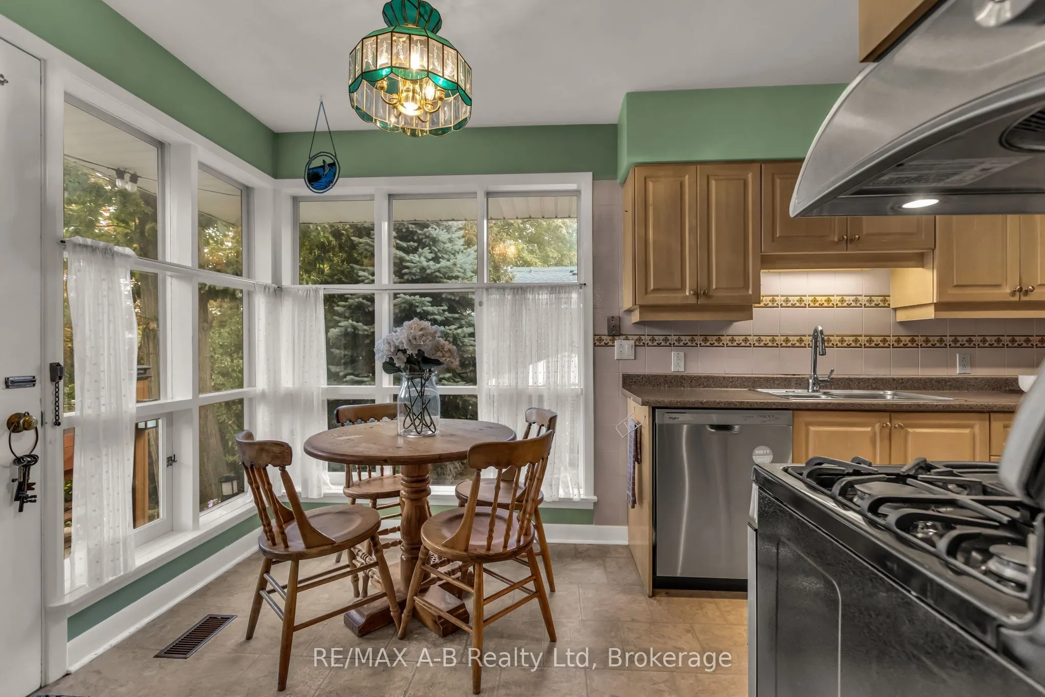 1554 Sunnycove Drive