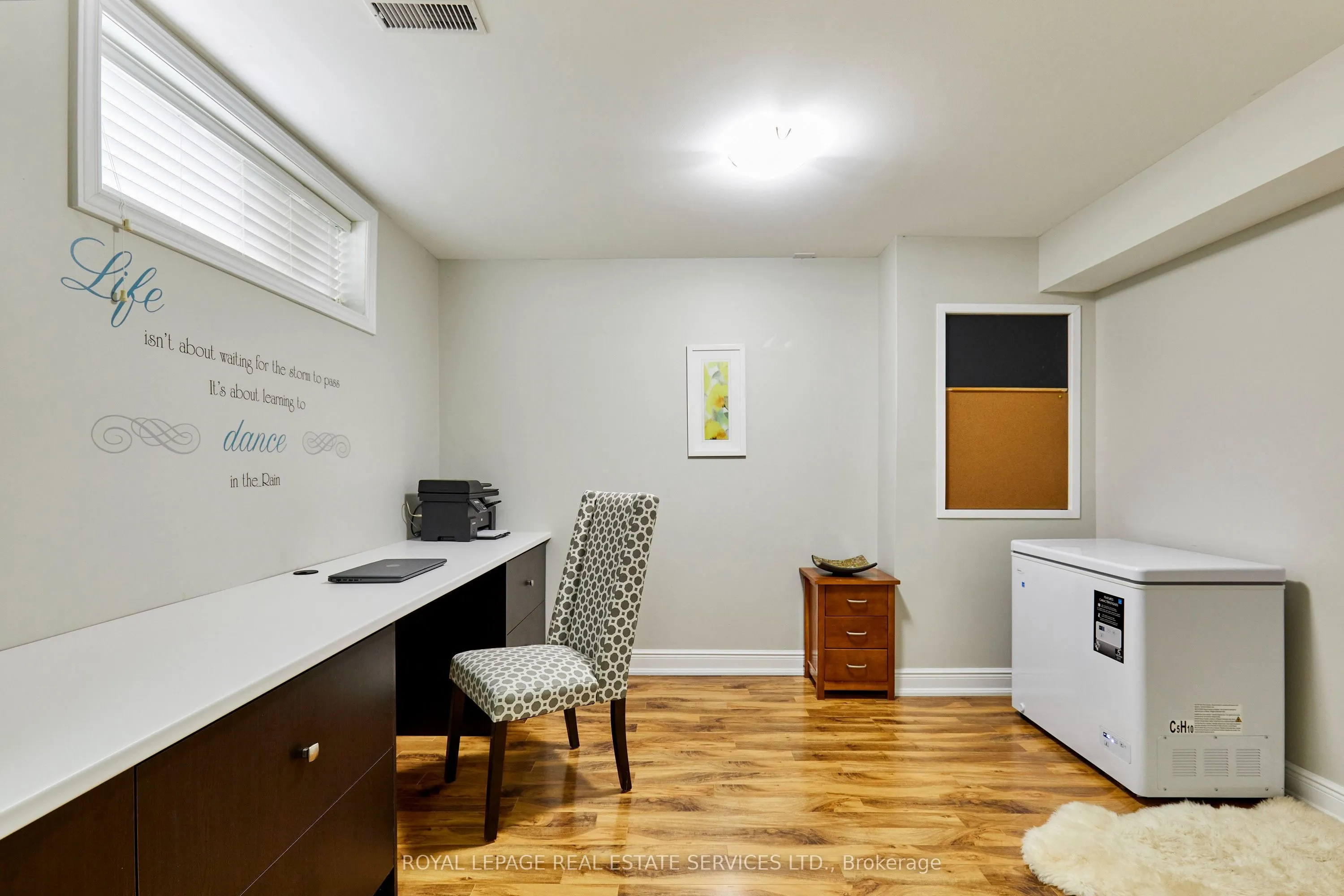 100 Walker Road W