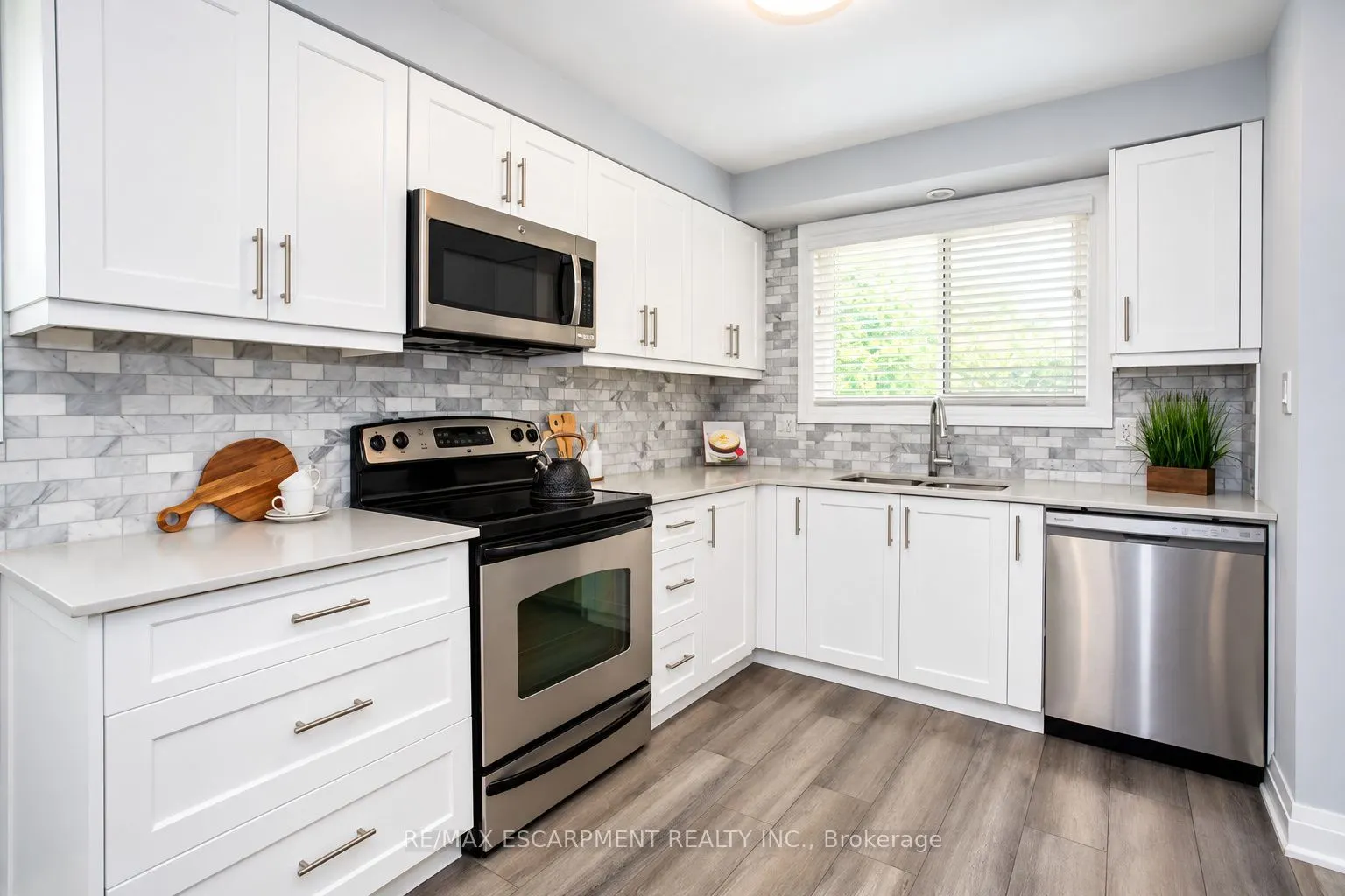 576 Turner Drive #Main