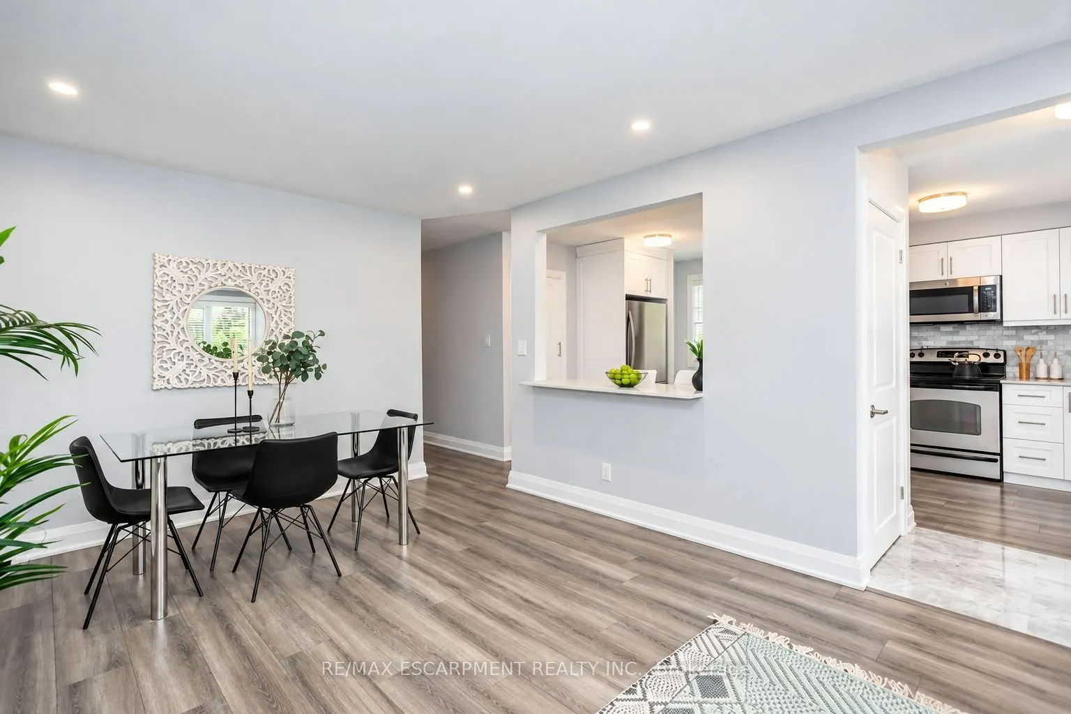 576 Turner Drive #Main