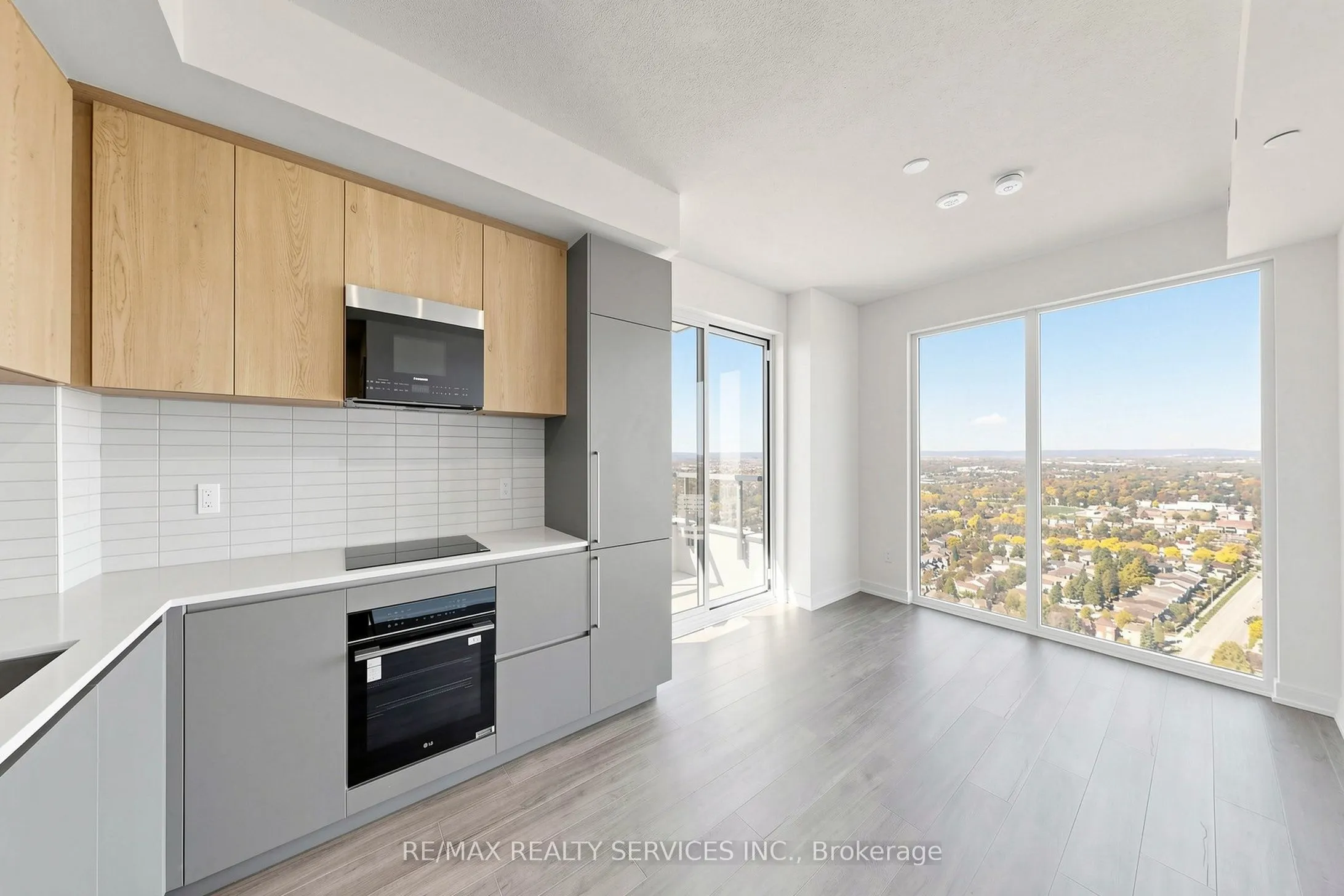 209 Steeles Avenue W #2904