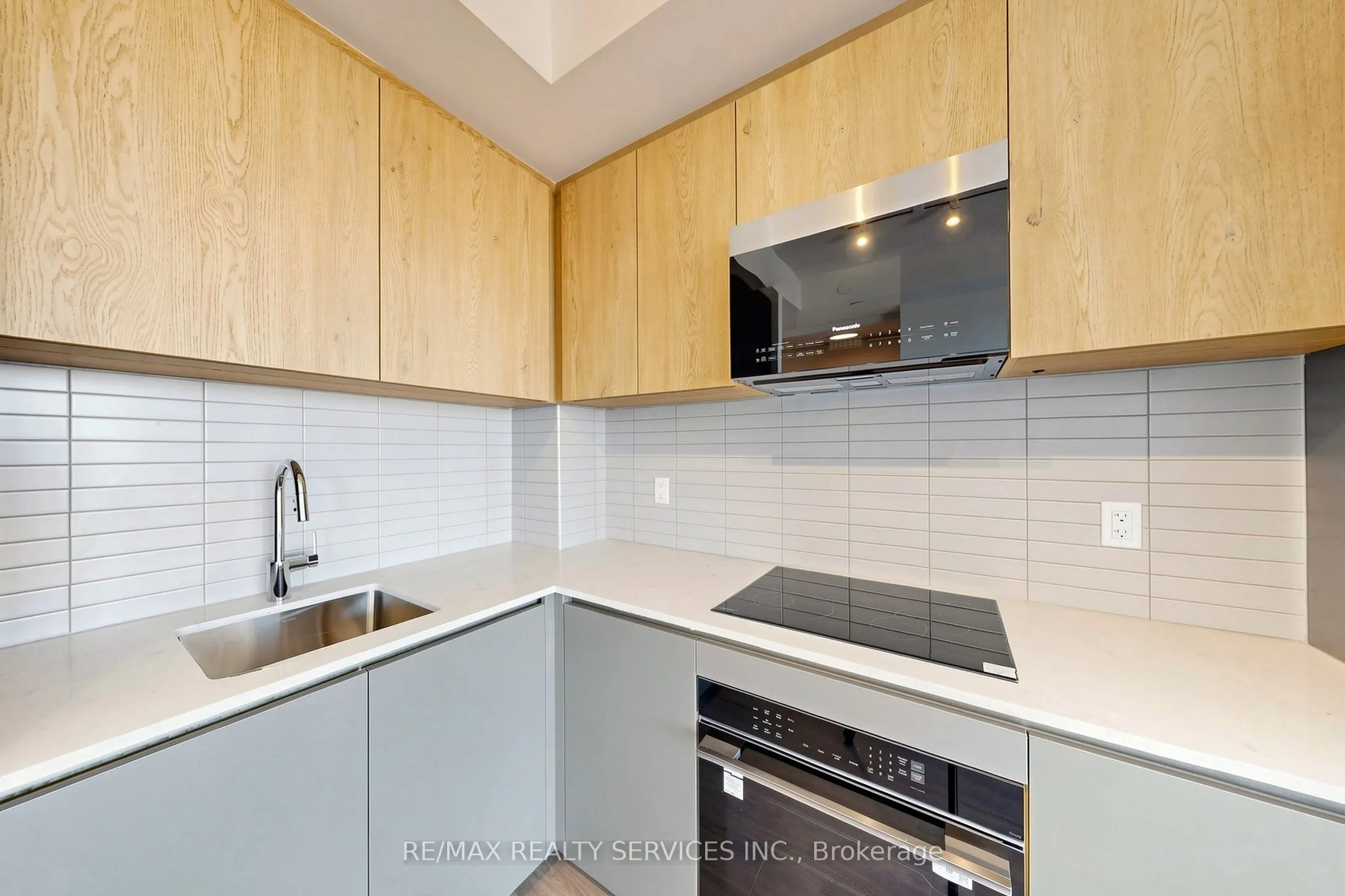 209 Steeles Avenue W #2904