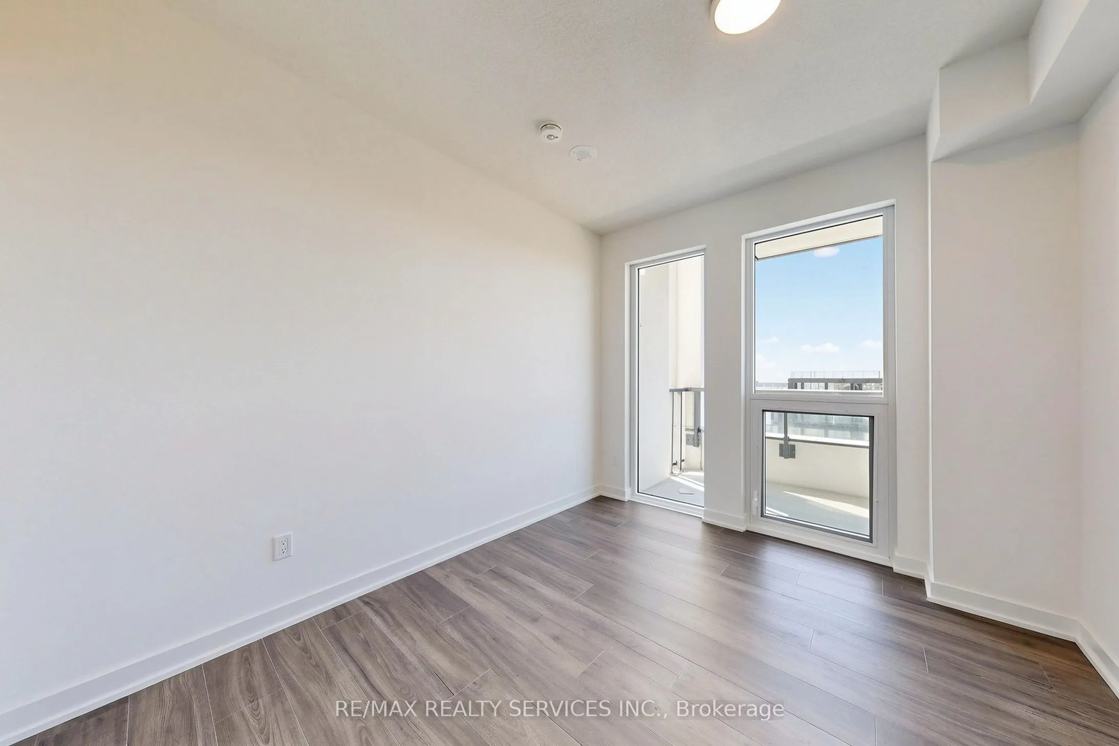 209 Steeles Avenue W #2904