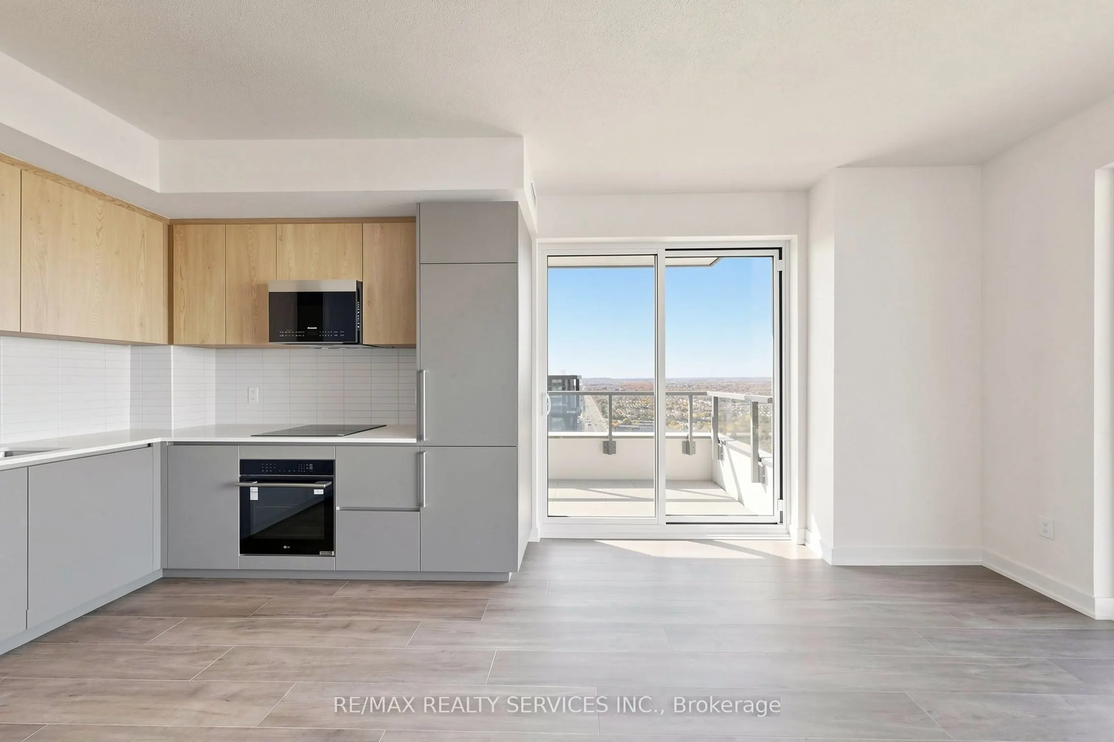 209 Steeles Avenue W #2904