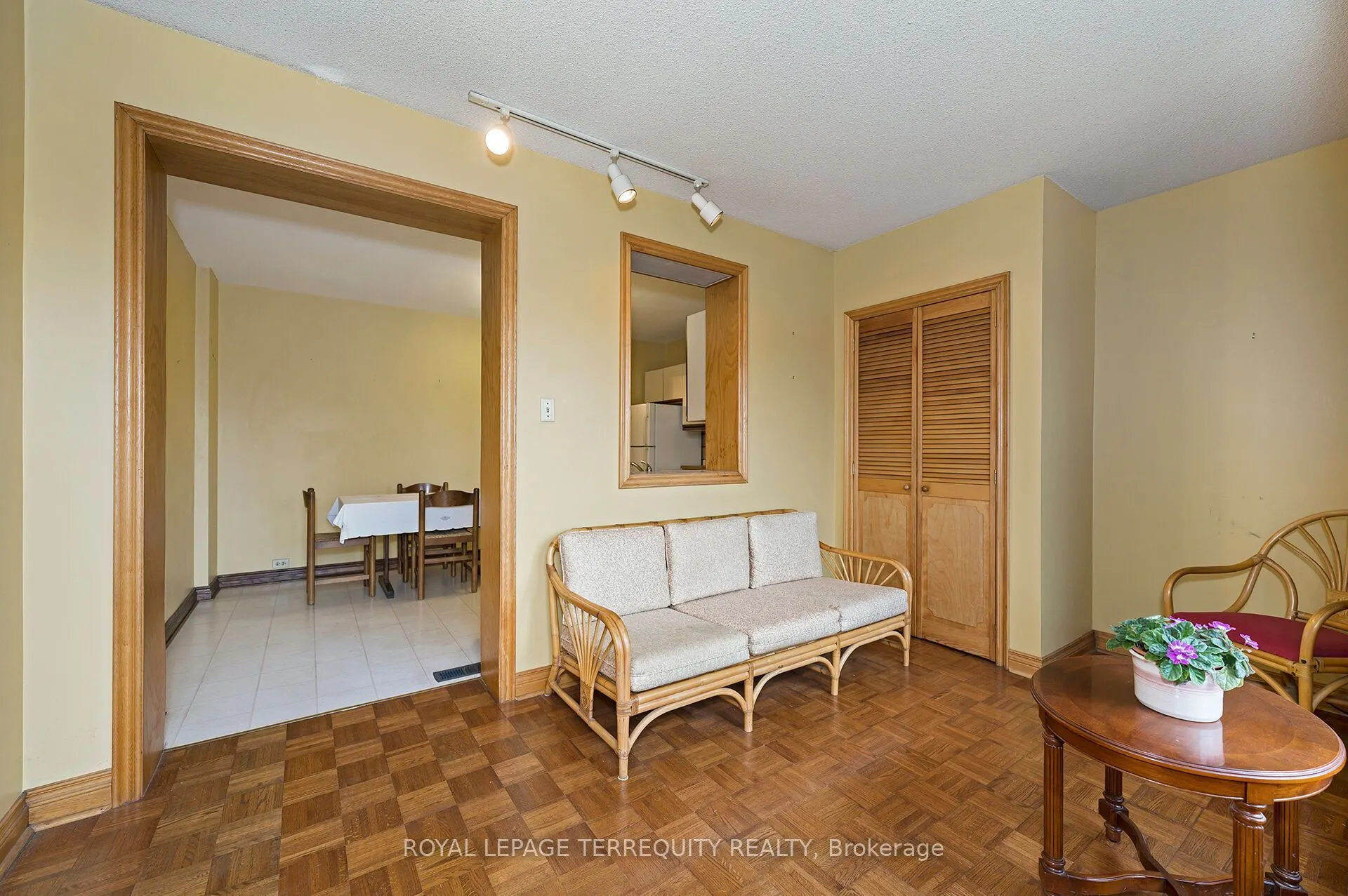 209 Caledonia Road