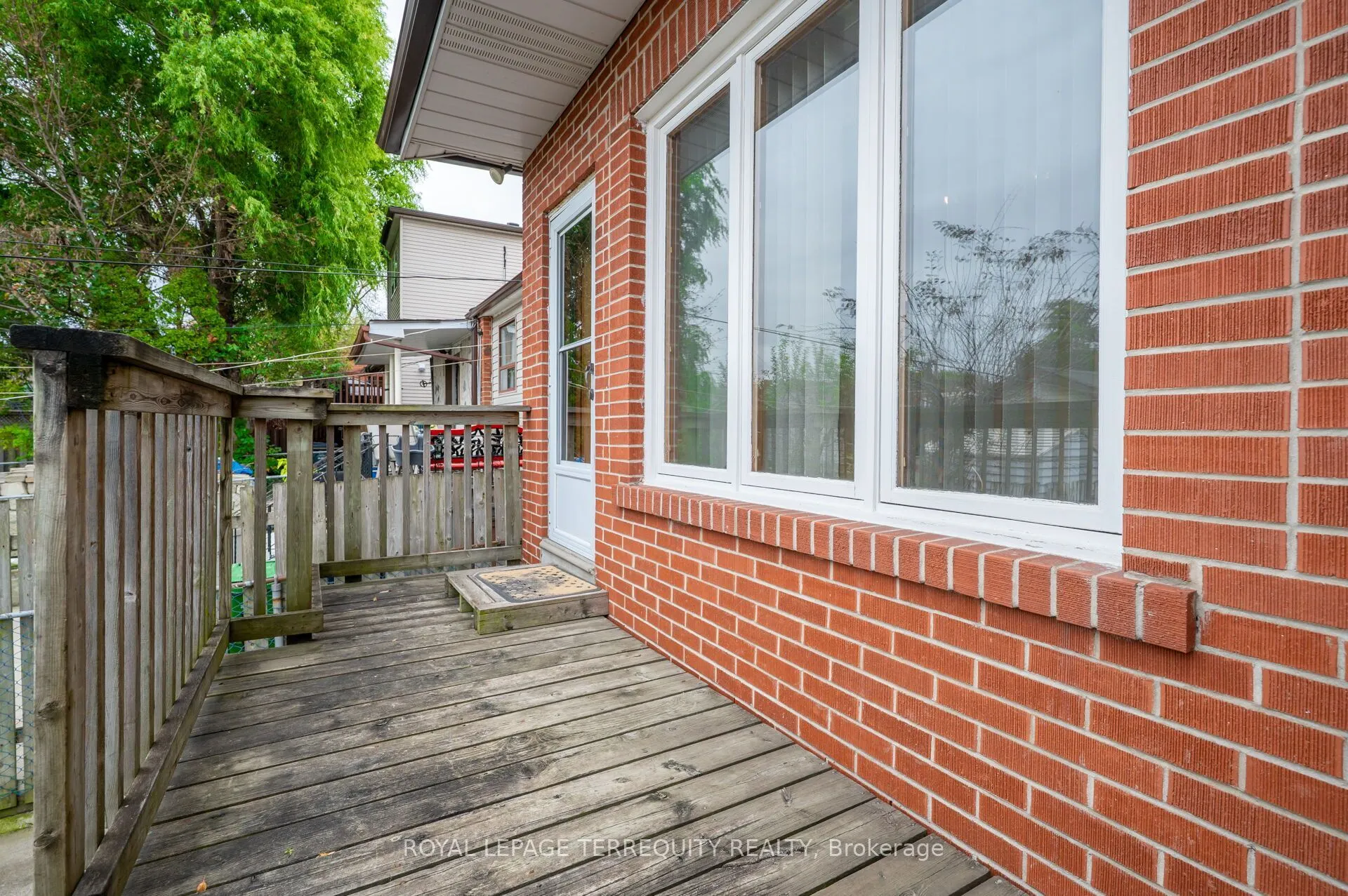 209 Caledonia Road
