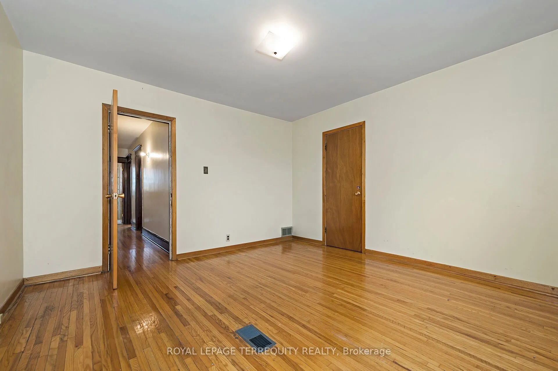 209 Caledonia Road