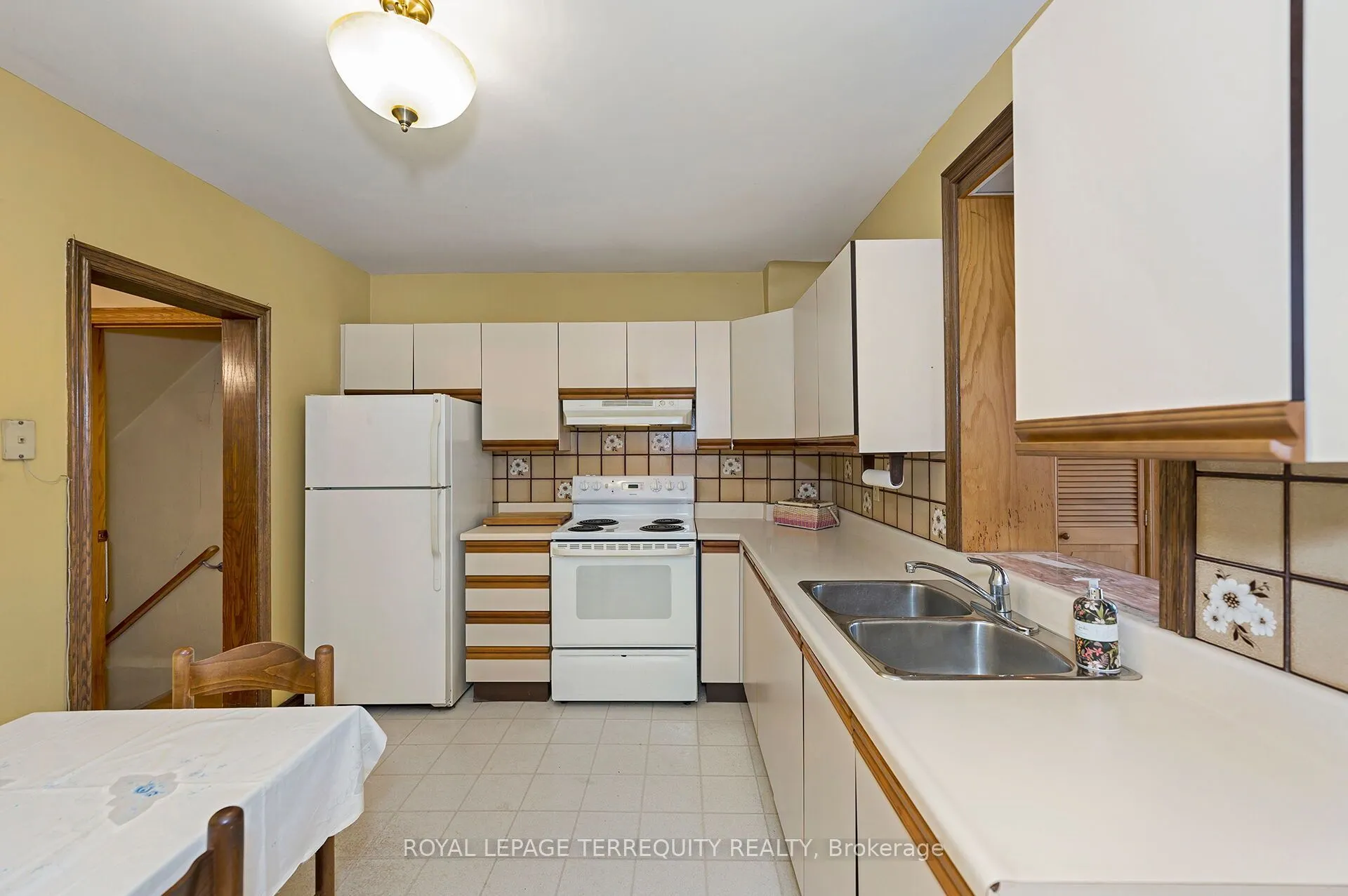 209 Caledonia Road