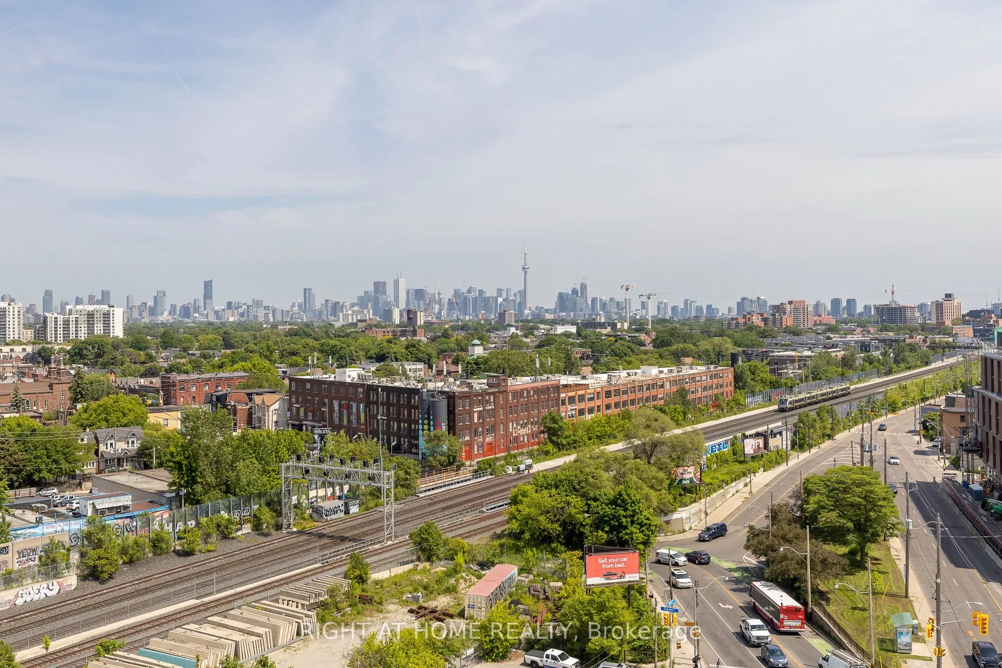 2720 Dundas Street W #409